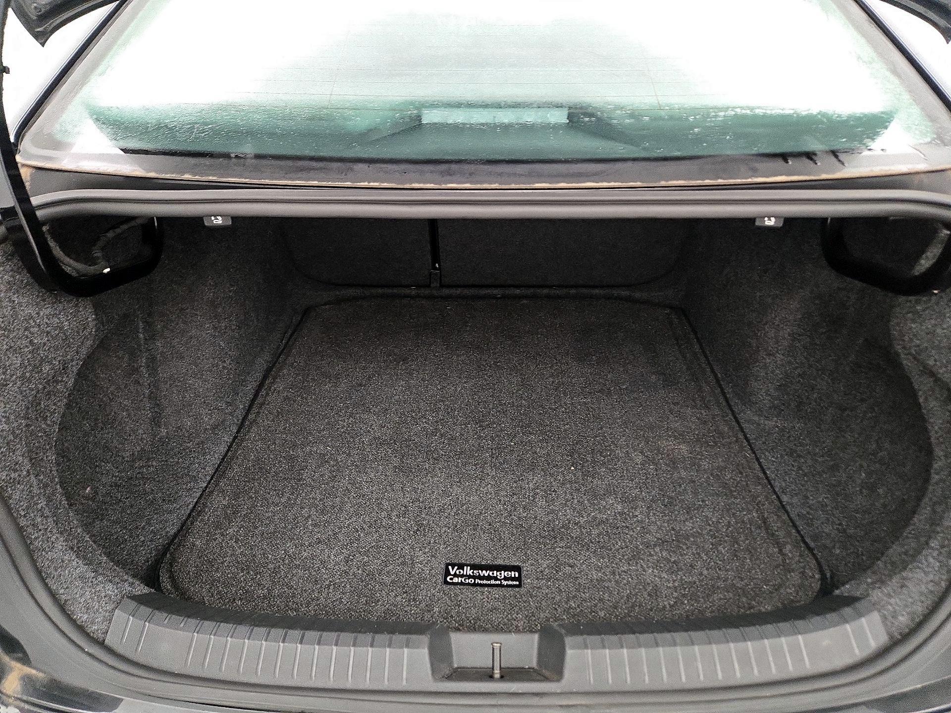 Thumbnail: 2021 Volkswagen Jetta - 20