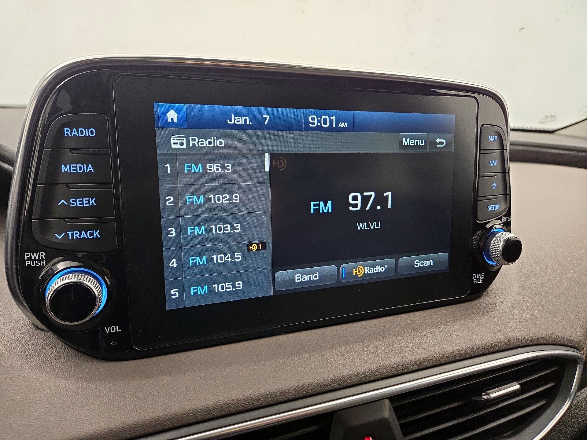 Thumbnail: 2020 Hyundai Santa Fe - 16