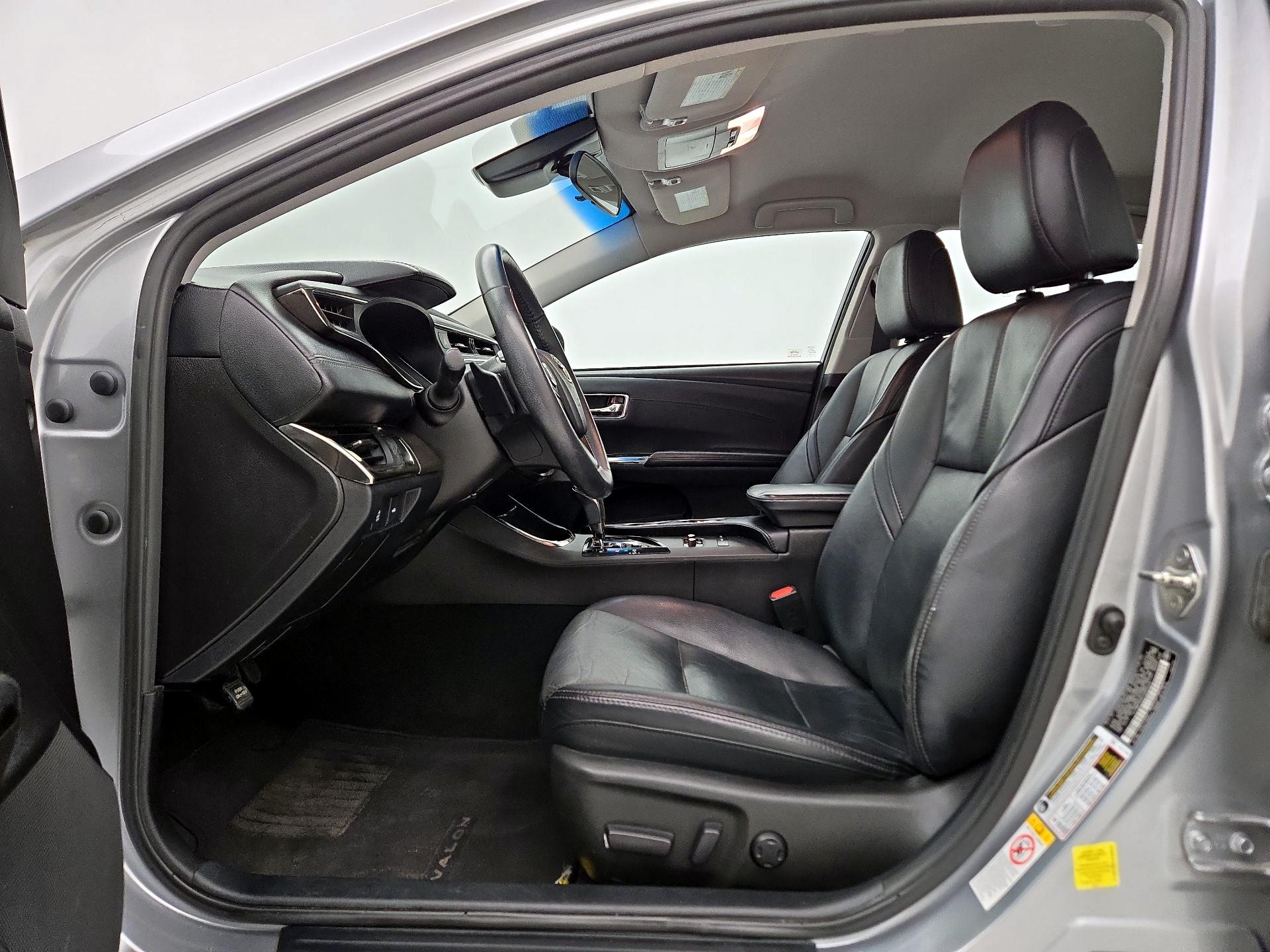 Thumbnail: 2018 Toyota Avalon - 11