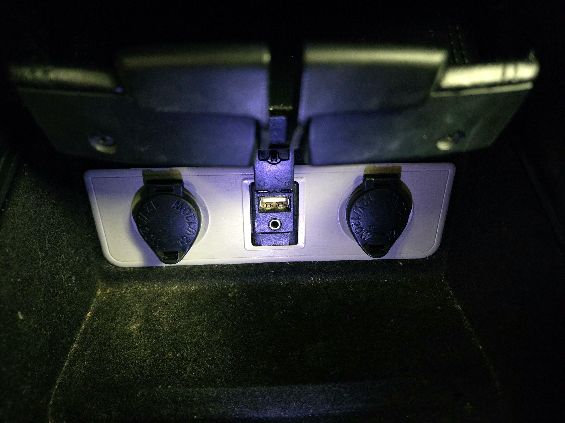 Thumbnail: 2018 Toyota Avalon - 18