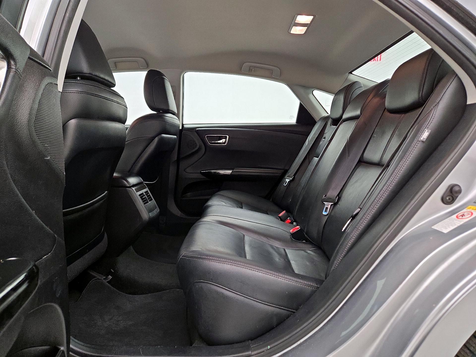 Thumbnail: 2018 Toyota Avalon - 19