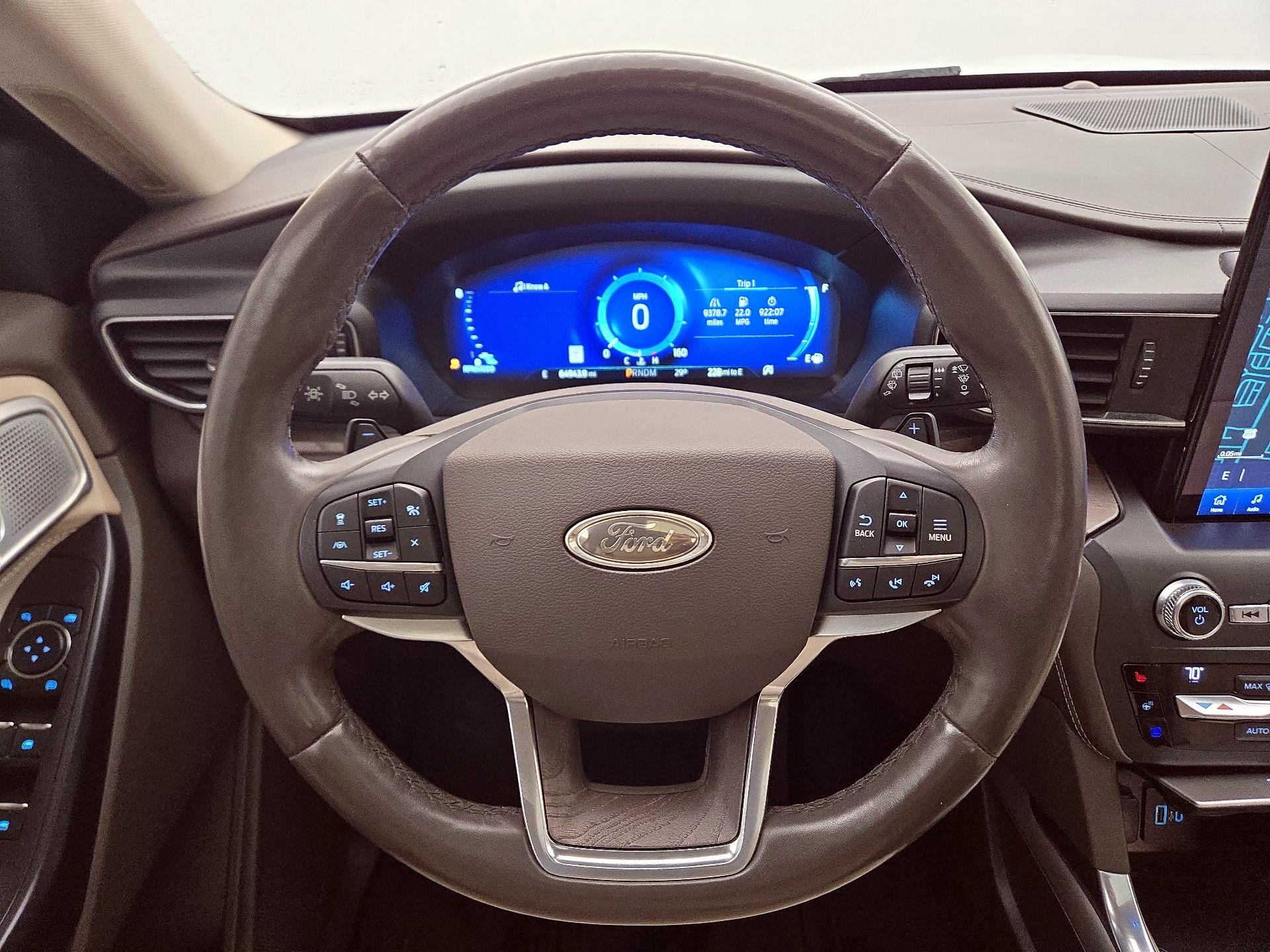 Thumbnail: 2020 Ford Explorer - 10