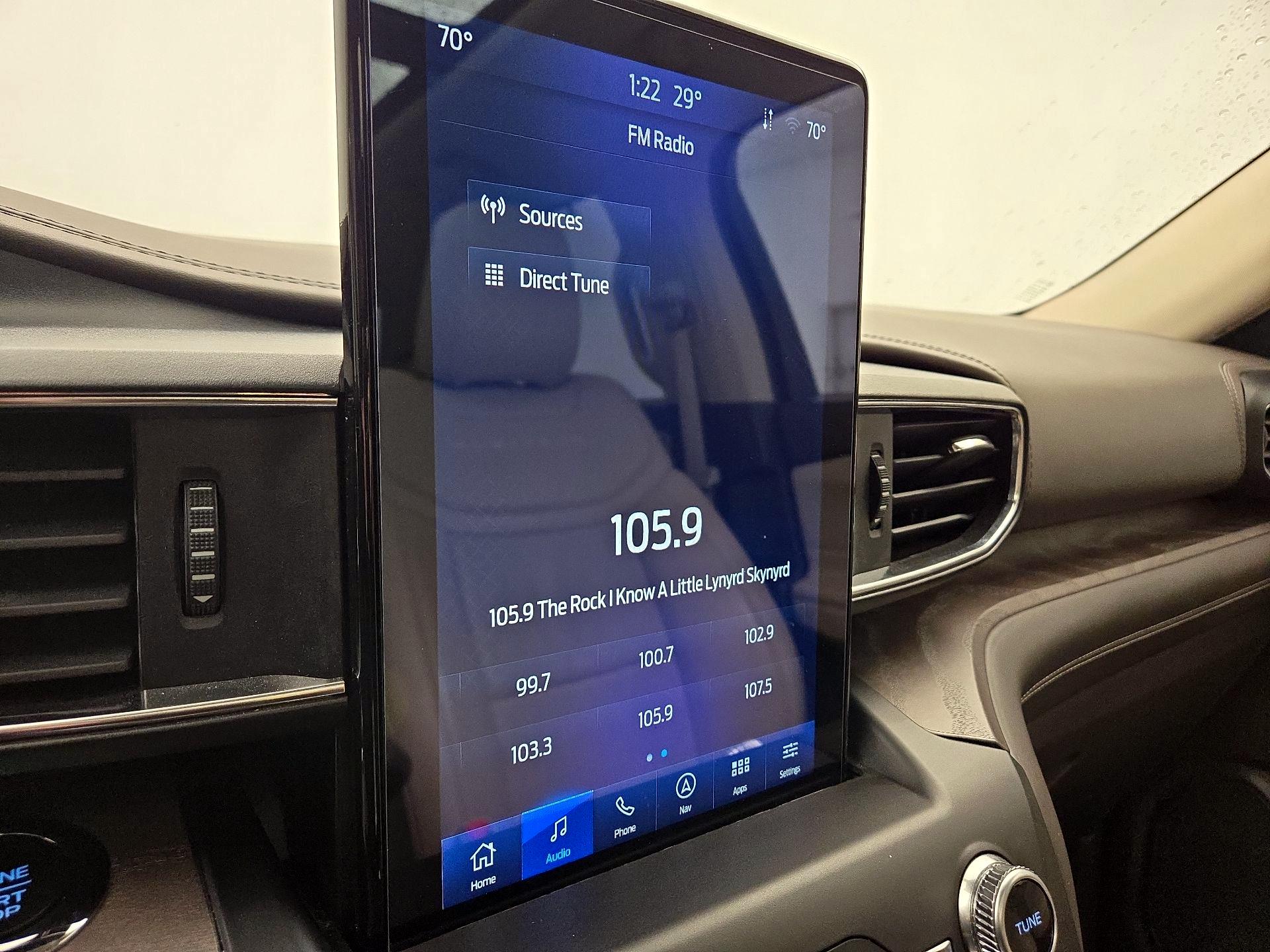 Thumbnail: 2020 Ford Explorer - 16