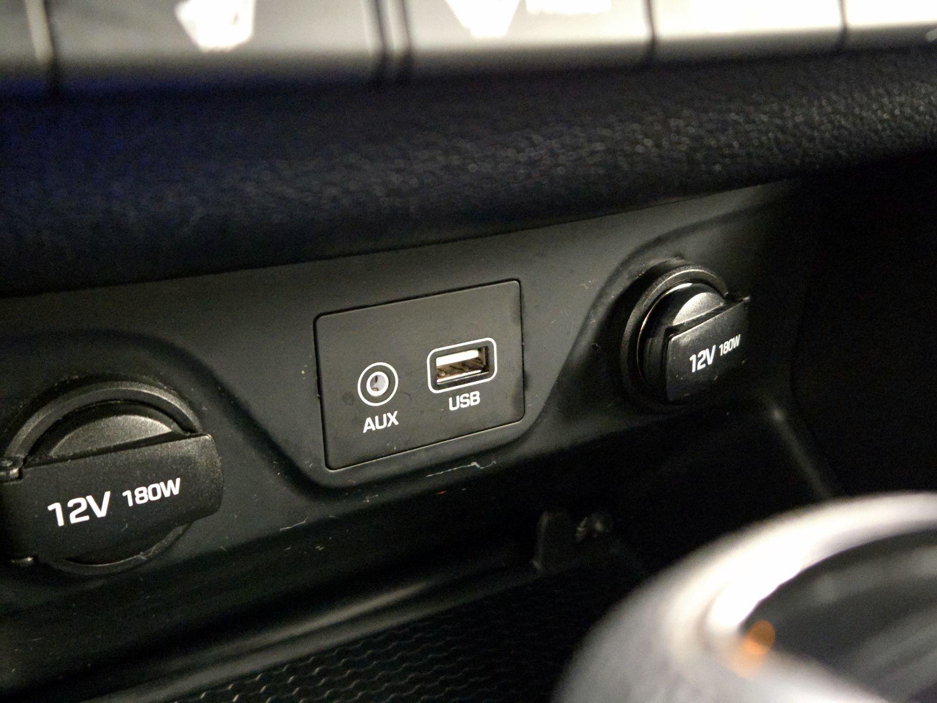 Thumbnail: 2020 Hyundai Tucson - 18