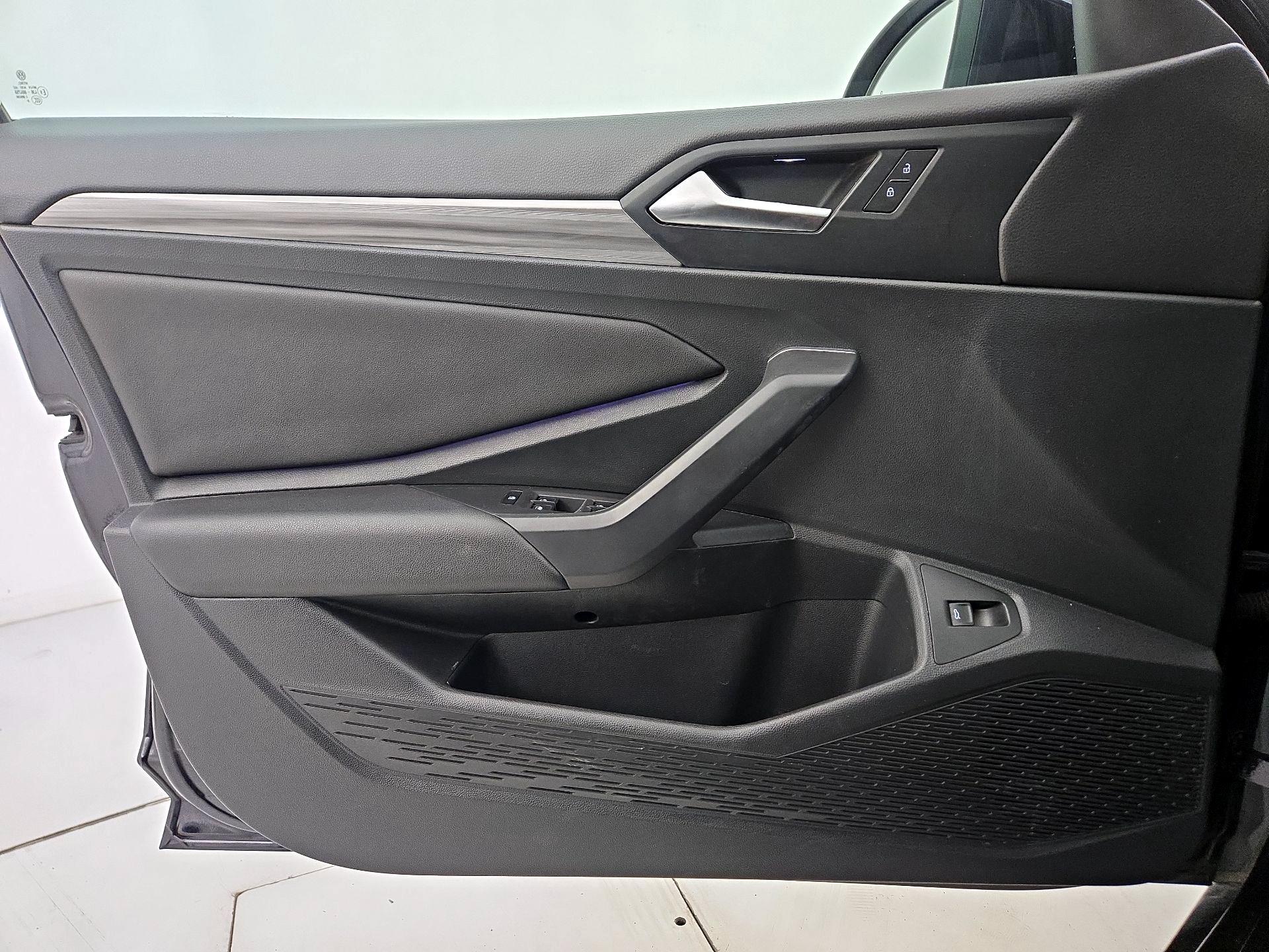 Thumbnail: 2020 Volkswagen Jetta - 12