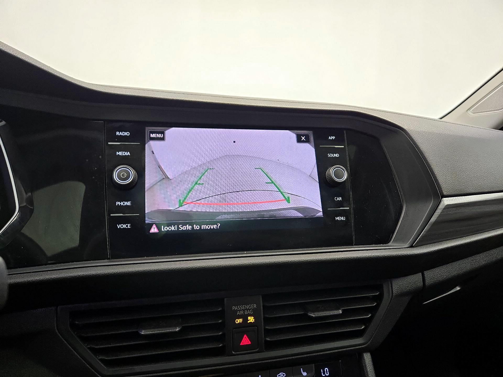 Thumbnail: 2020 Volkswagen Jetta - 14