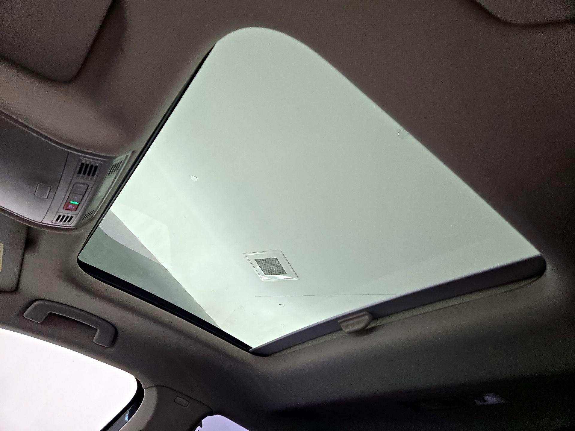 Thumbnail: 2020 Volkswagen Jetta - 19