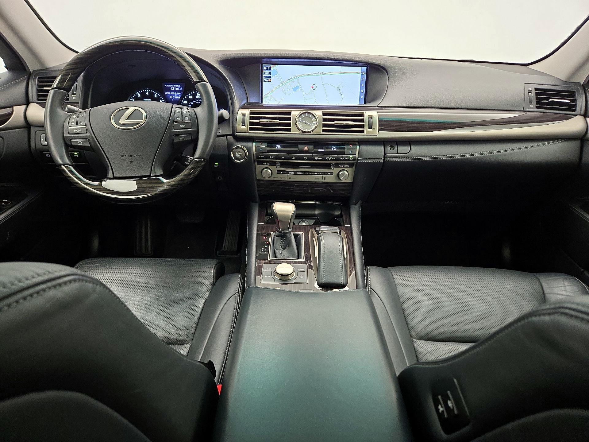 Thumbnail: 2017 Lexus LS - 9