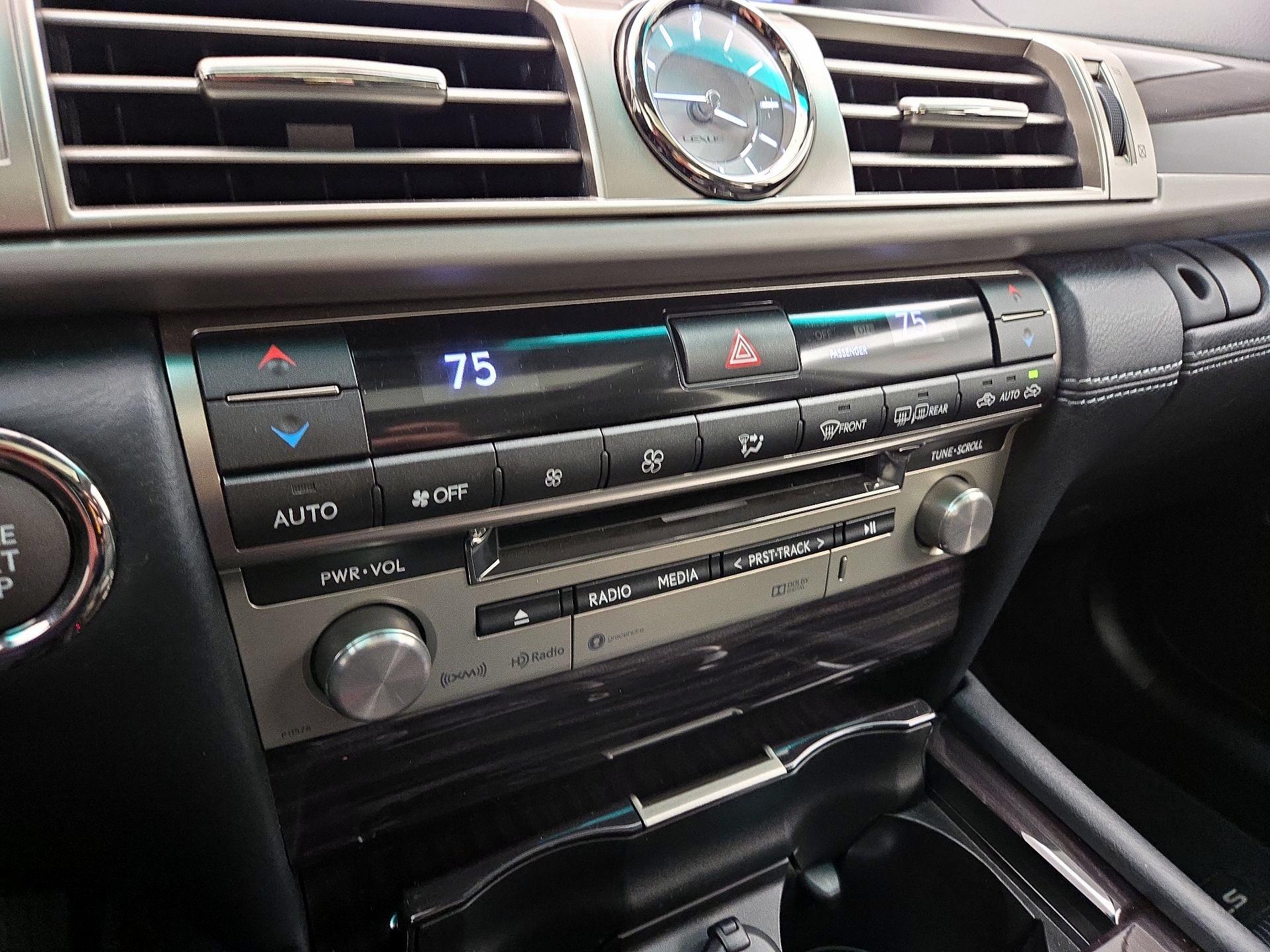 Thumbnail: 2017 Lexus LS - 17