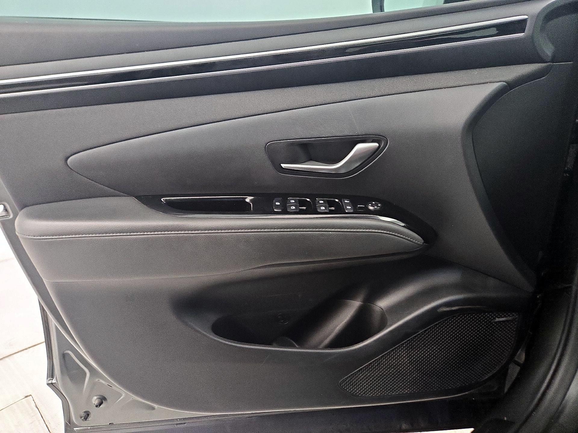 Thumbnail: 2022 Hyundai Tucson - 12