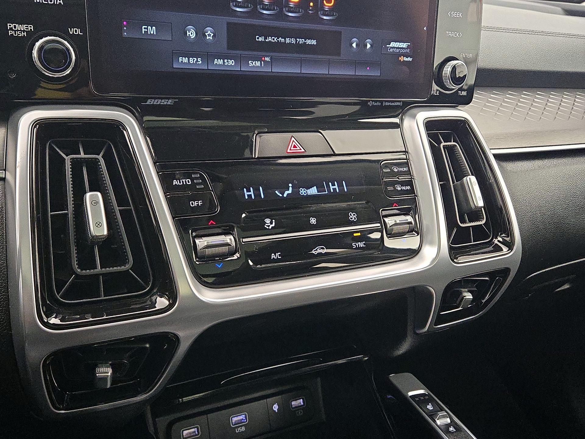 Thumbnail: 2021 Kia Sorento - 16