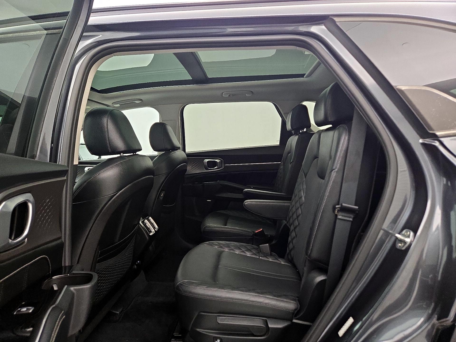 Thumbnail: 2021 Kia Sorento - 20