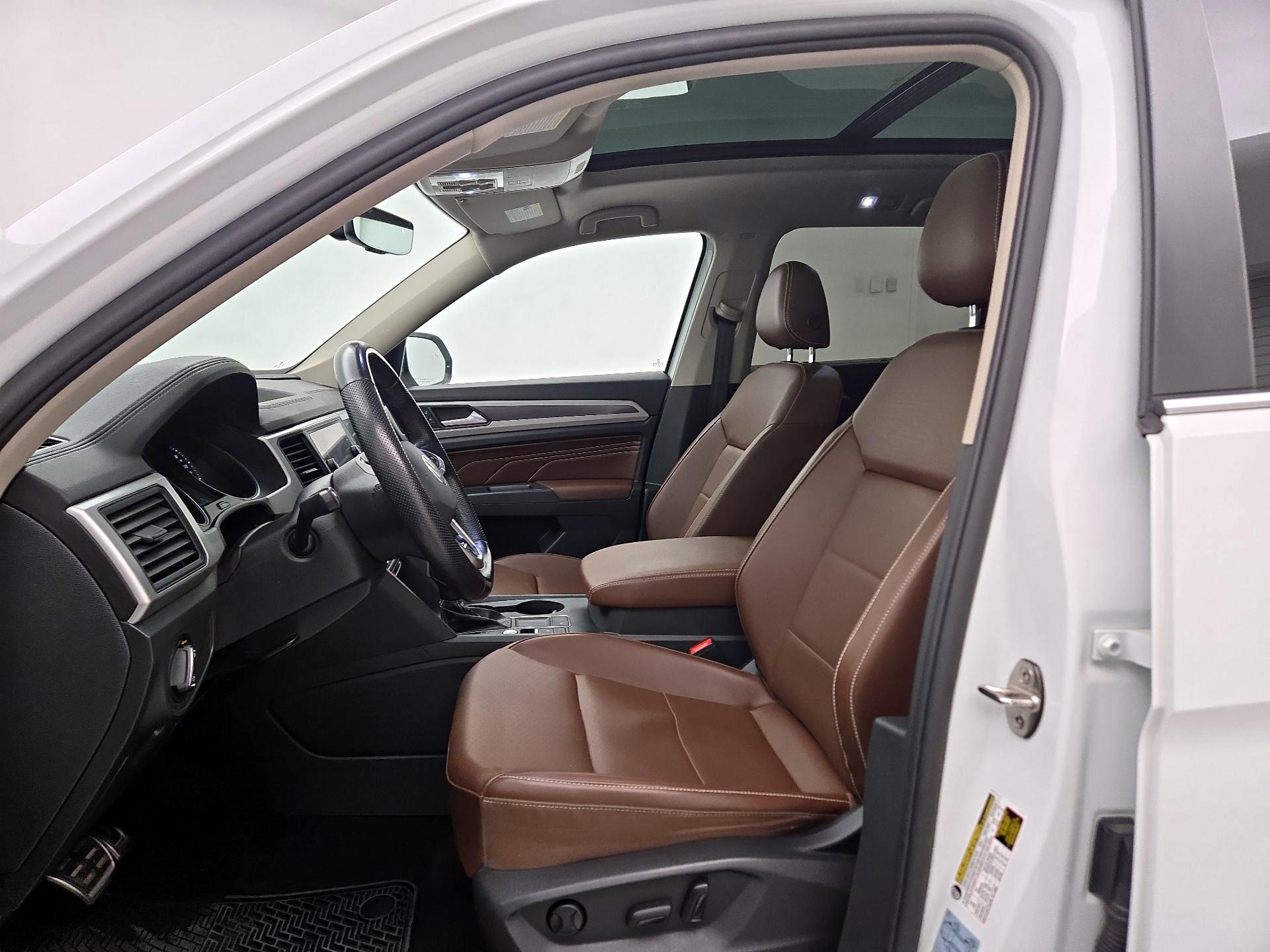 Thumbnail: 2021 Volkswagen Atlas - 11