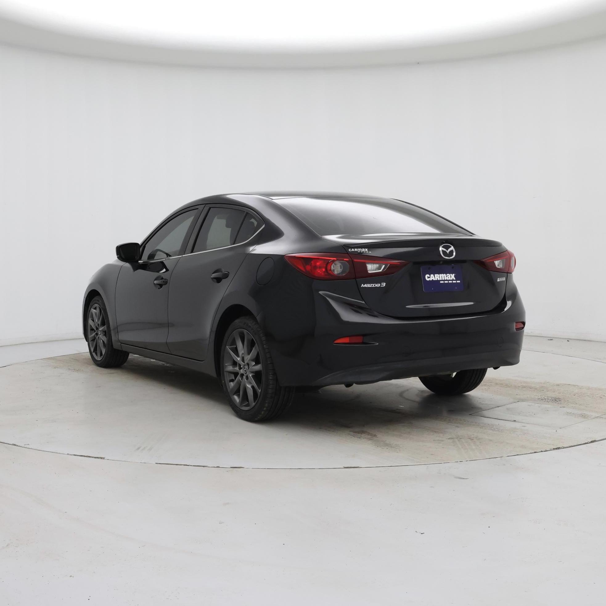 Thumbnail: 2018 Mazda Mazda3 - 2