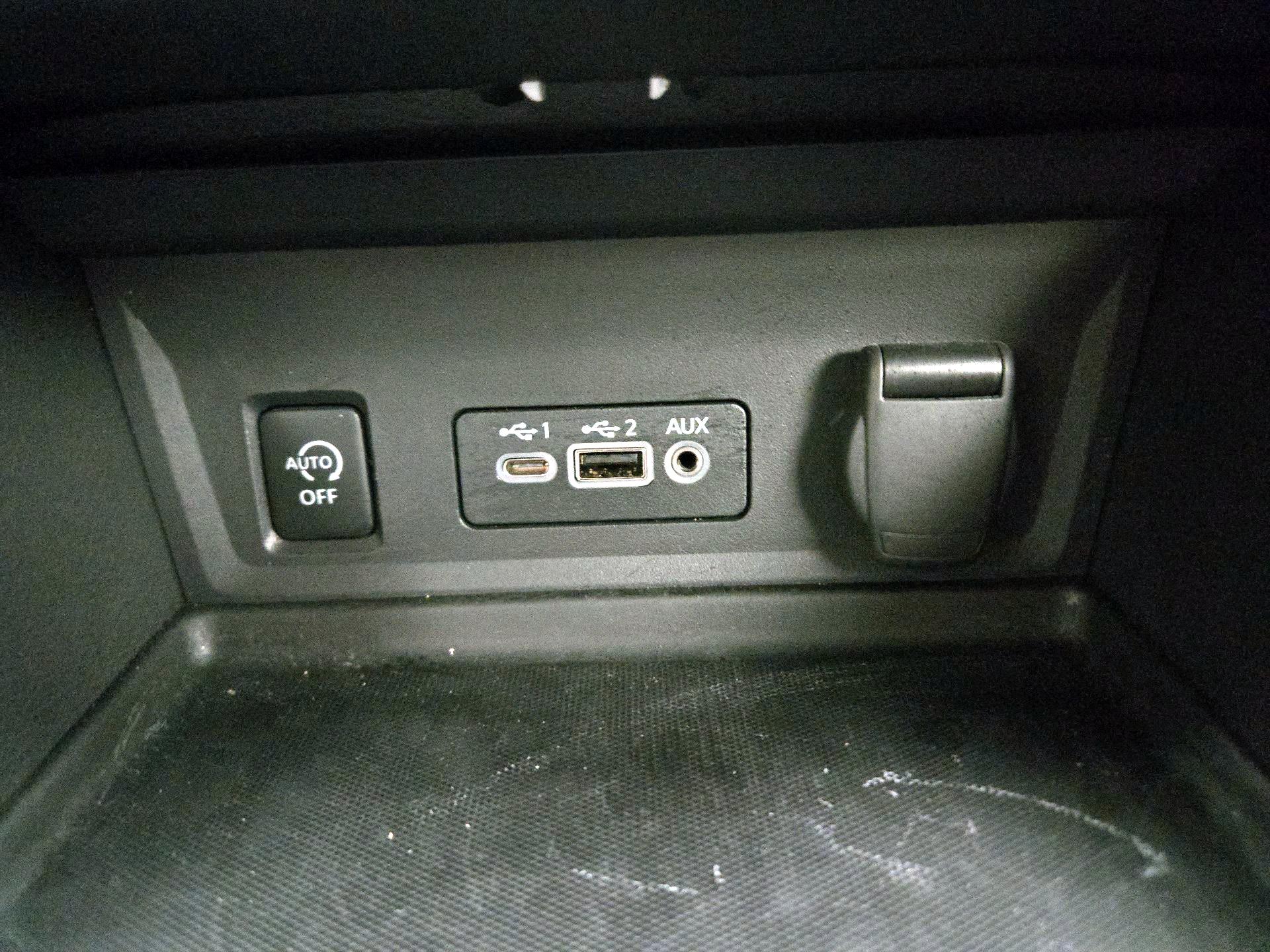 Thumbnail: 2024 Nissan Sentra - 18