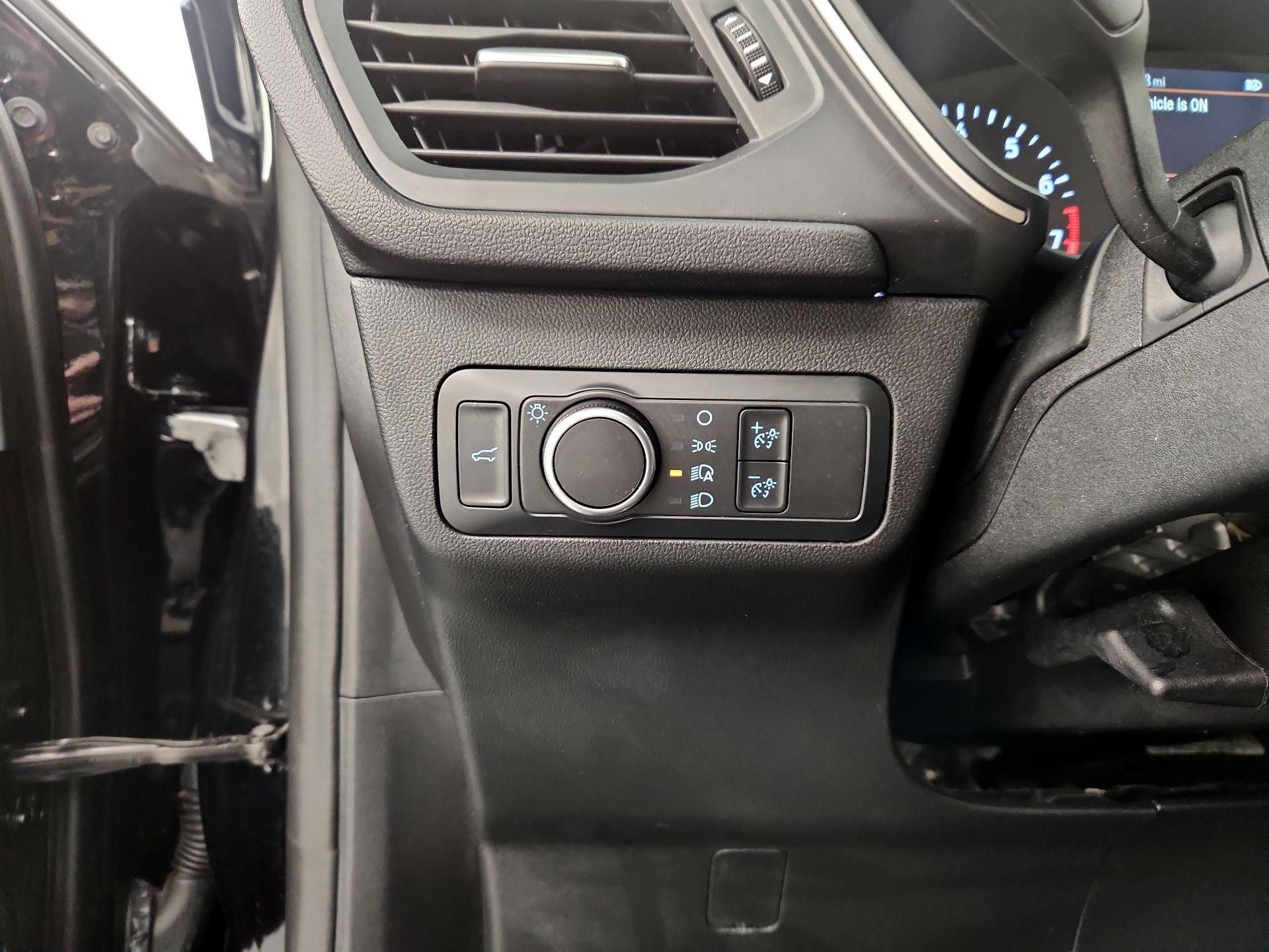 Thumbnail: 2022 Ford Escape - 13