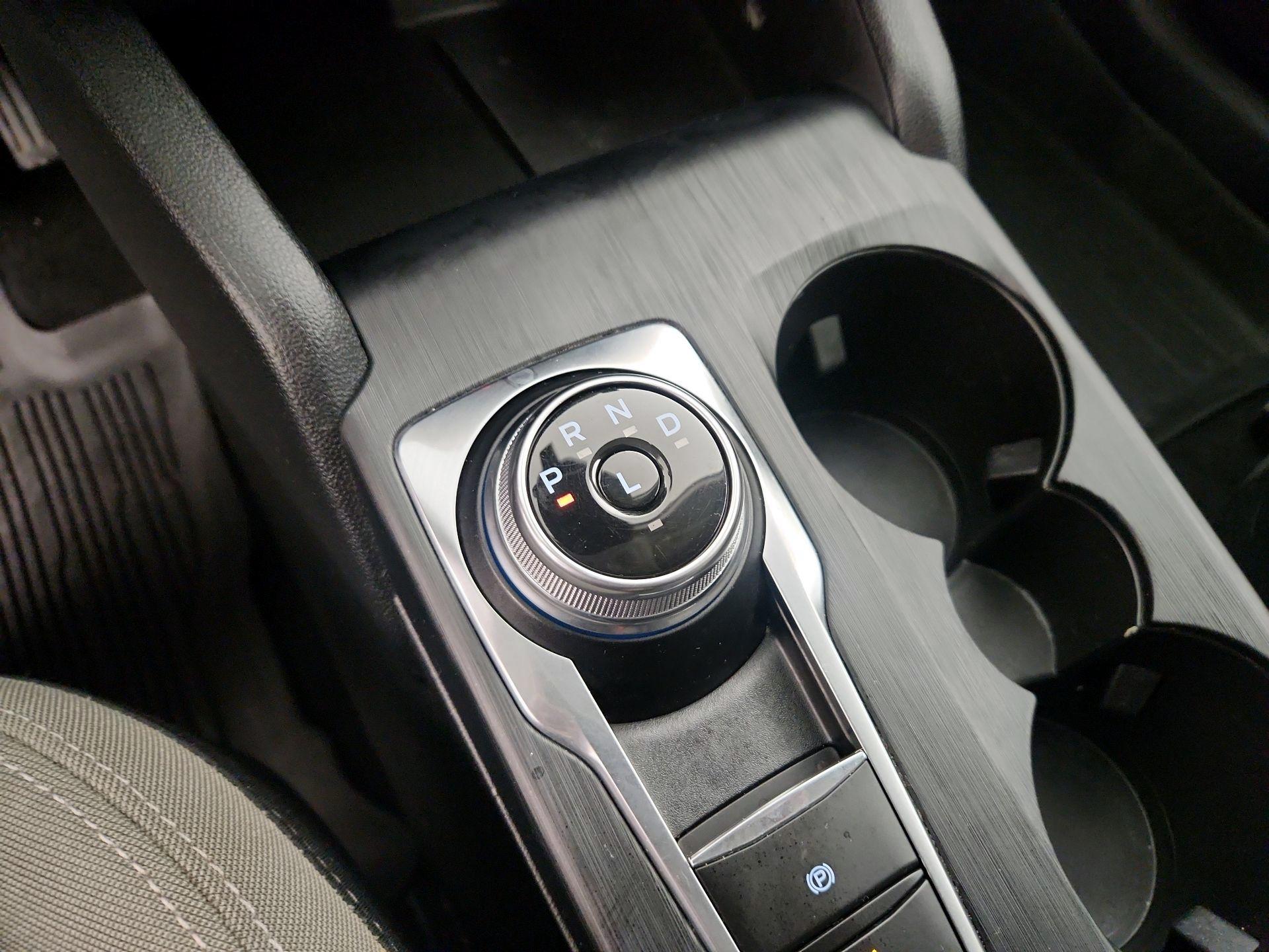 Thumbnail: 2022 Ford Escape - 17