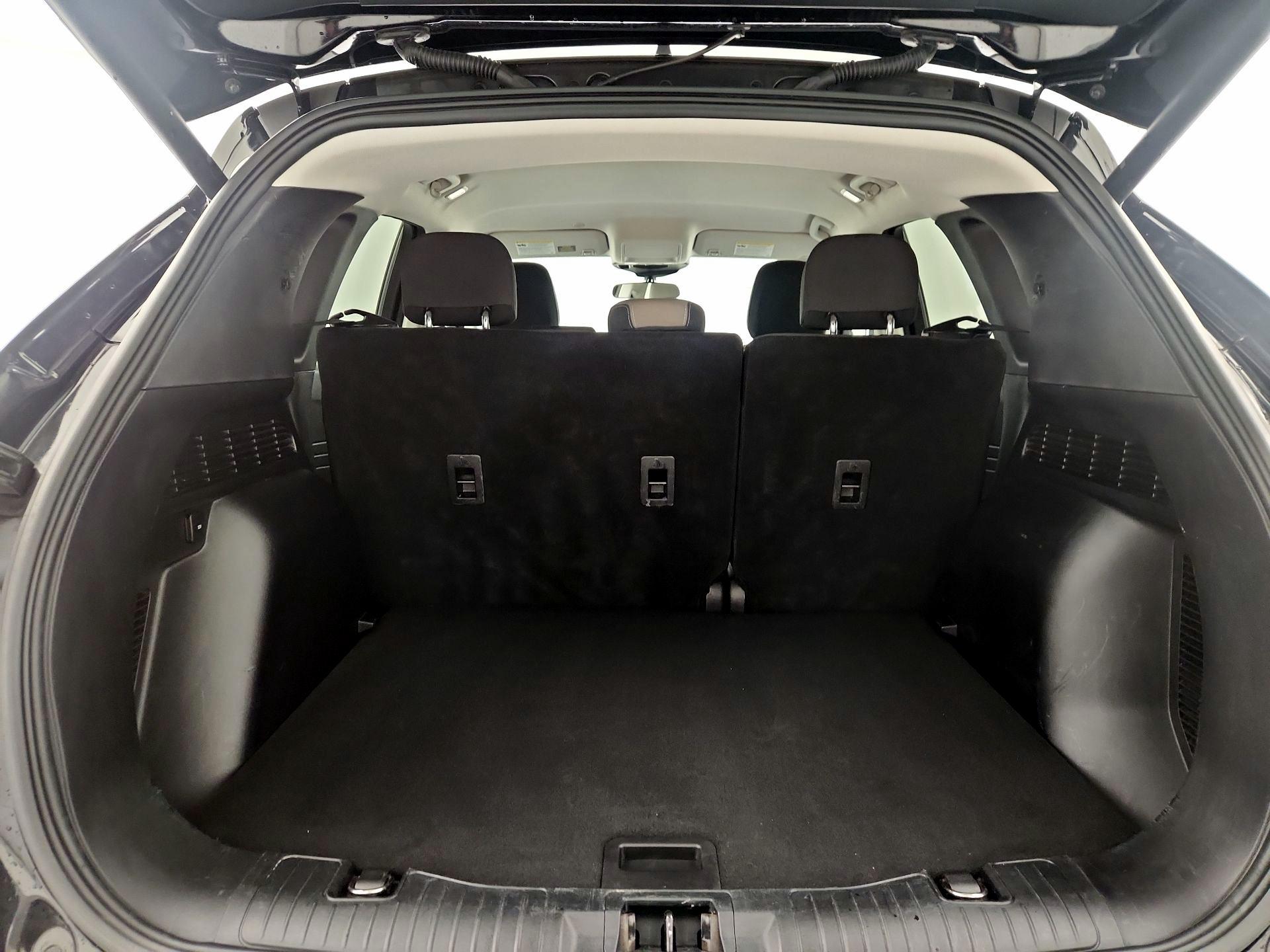 Thumbnail: 2022 Ford Escape - 20