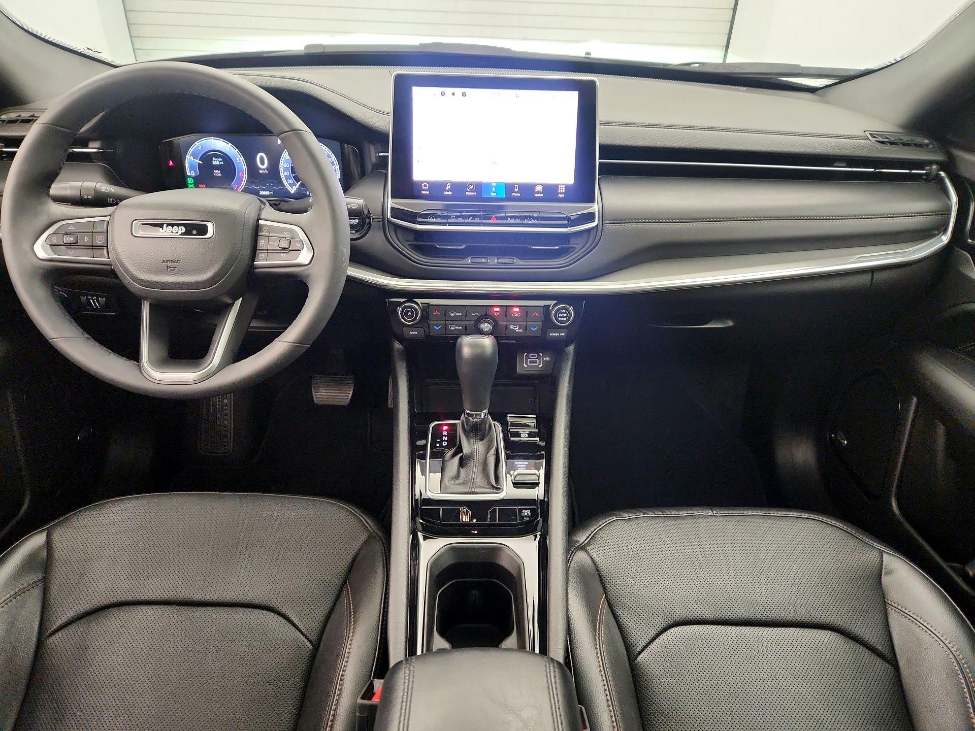 Thumbnail: 2023 Jeep Compass - 9