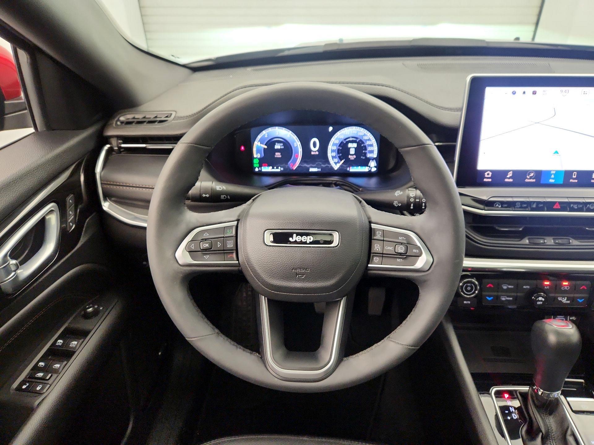 Thumbnail: 2023 Jeep Compass - 10