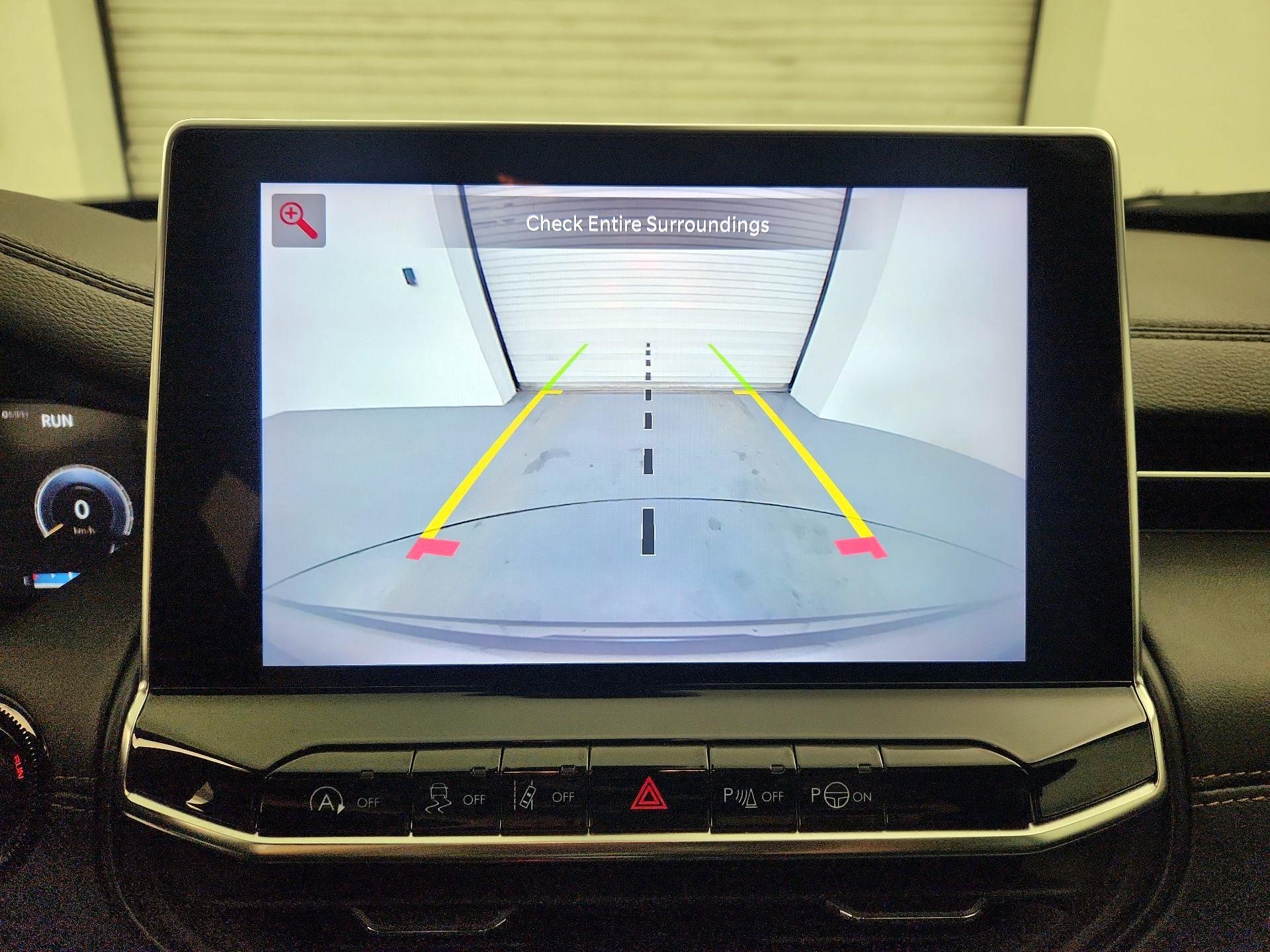 Thumbnail: 2023 Jeep Compass - 15