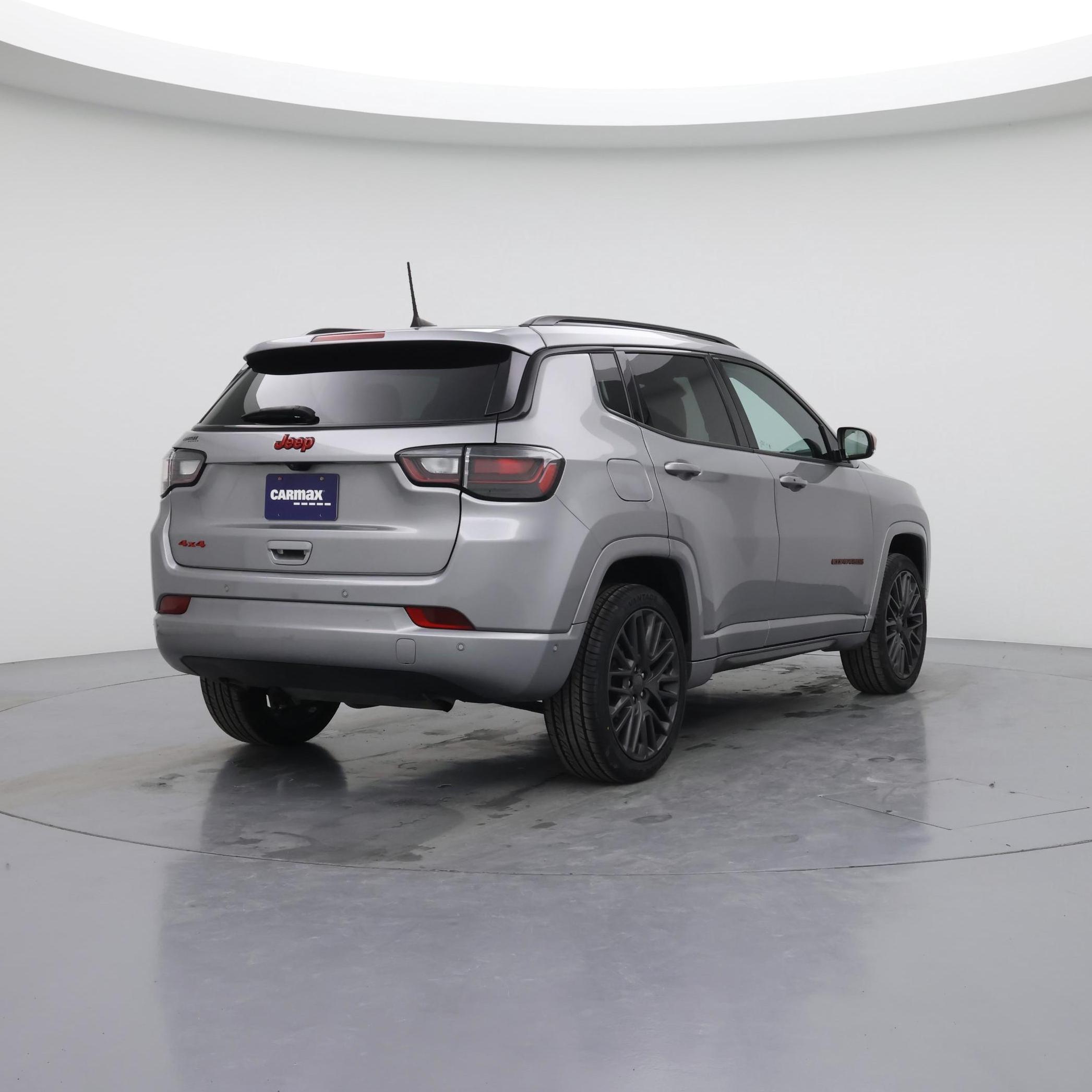 Thumbnail: 2023 Jeep Compass - 8