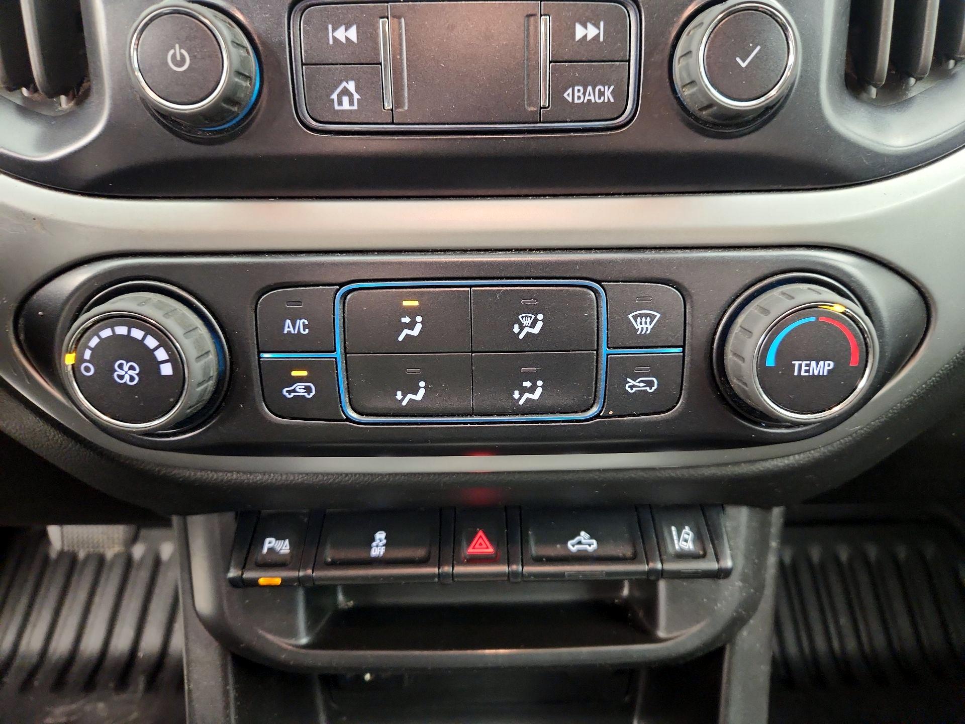 Thumbnail: 2022 Chevrolet Colorado - 16