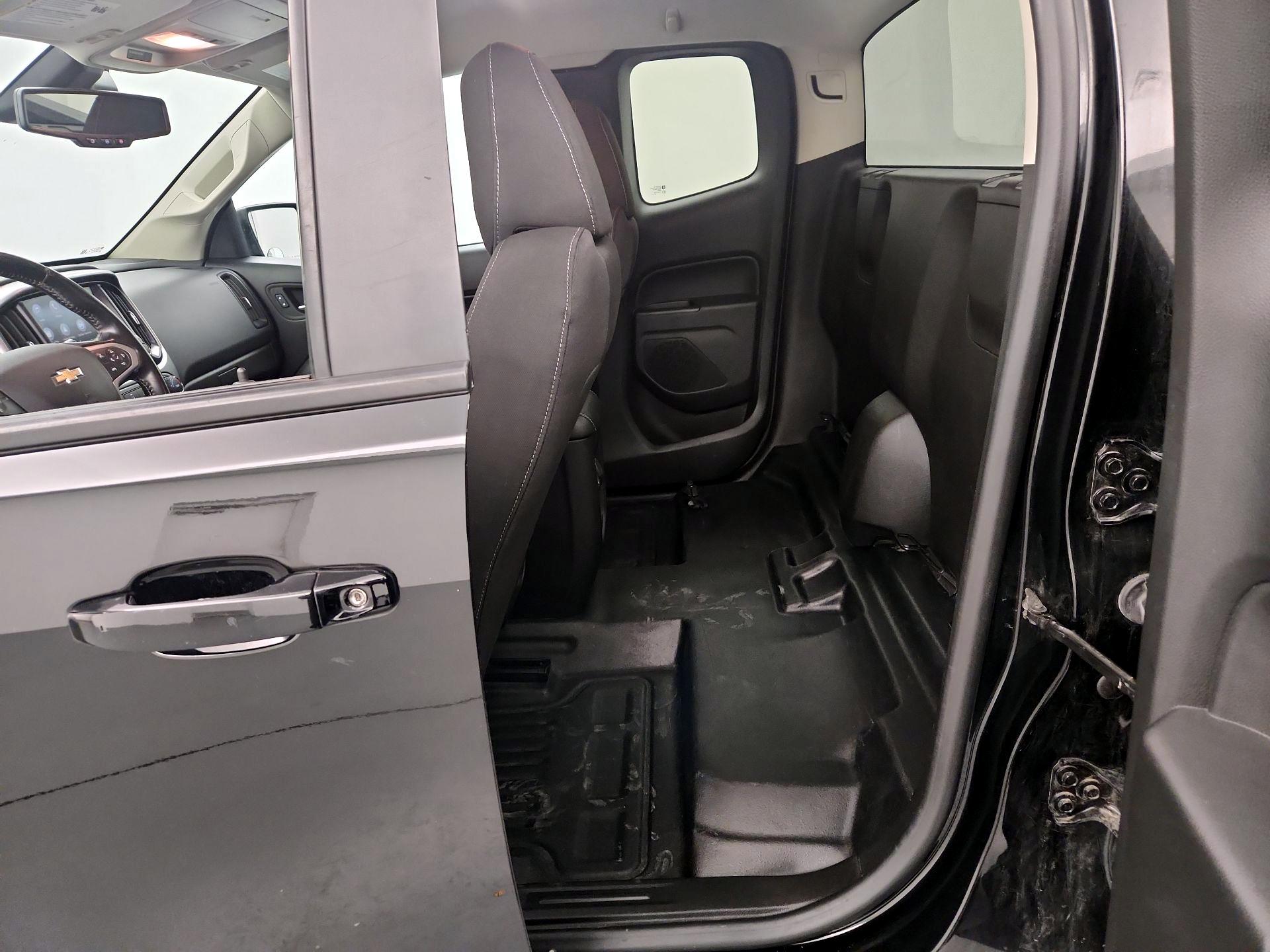 Thumbnail: 2022 Chevrolet Colorado - 19