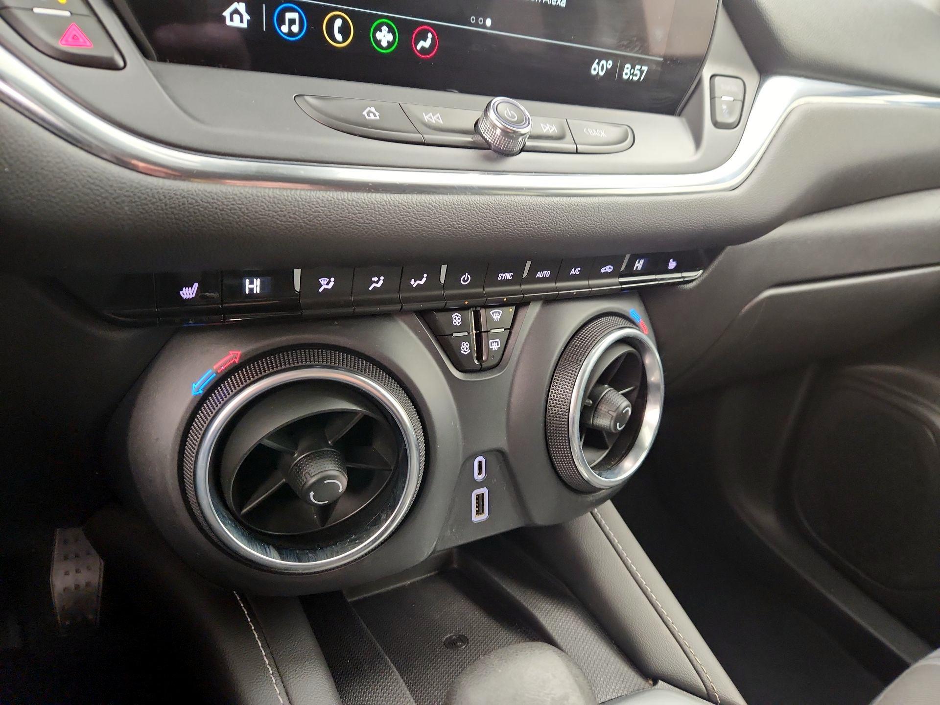 Thumbnail: 2023 Chevrolet Blazer - 16