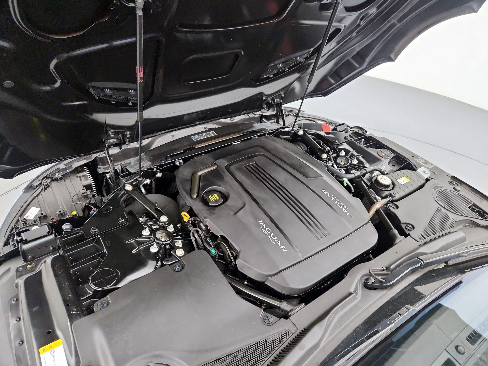 Thumbnail: 2021 Jaguar F-Type - 20