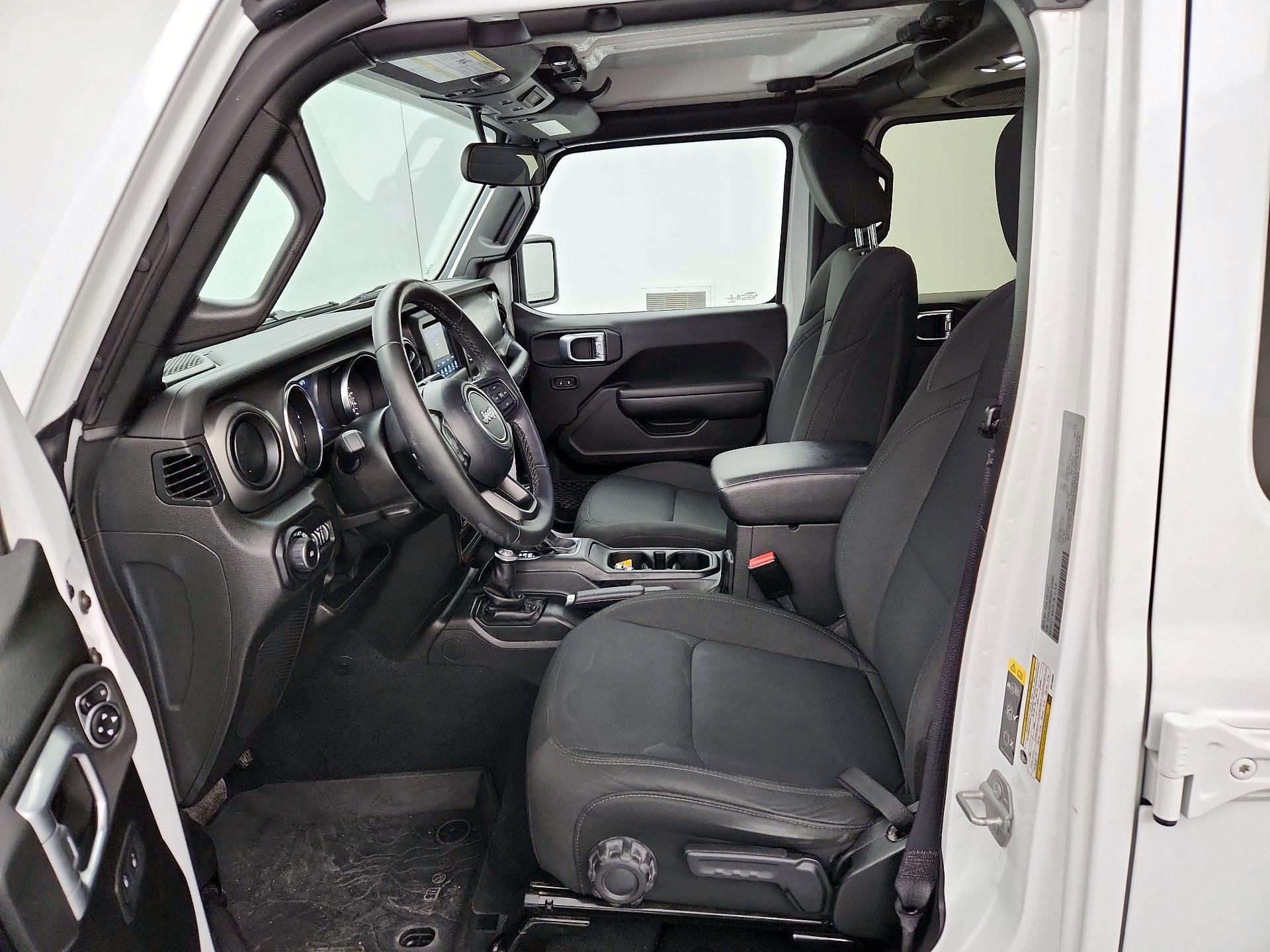 Thumbnail: 2022 Jeep Wrangler - 11