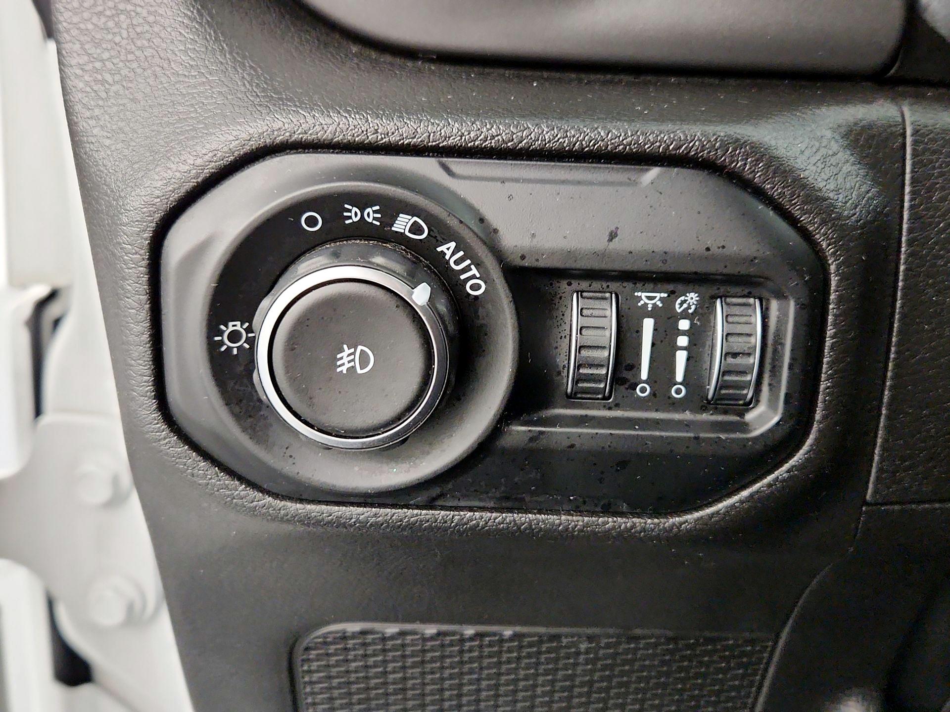 Thumbnail: 2022 Jeep Wrangler - 13