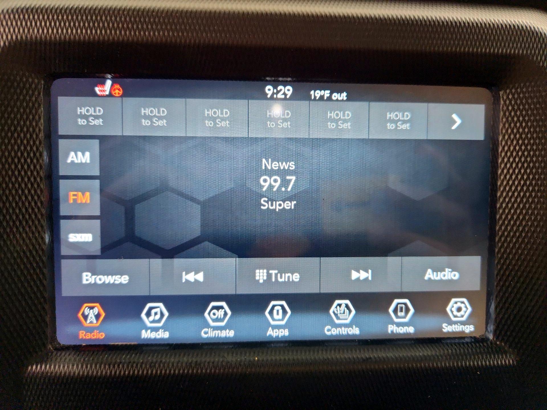 Thumbnail: 2022 Jeep Wrangler - 15