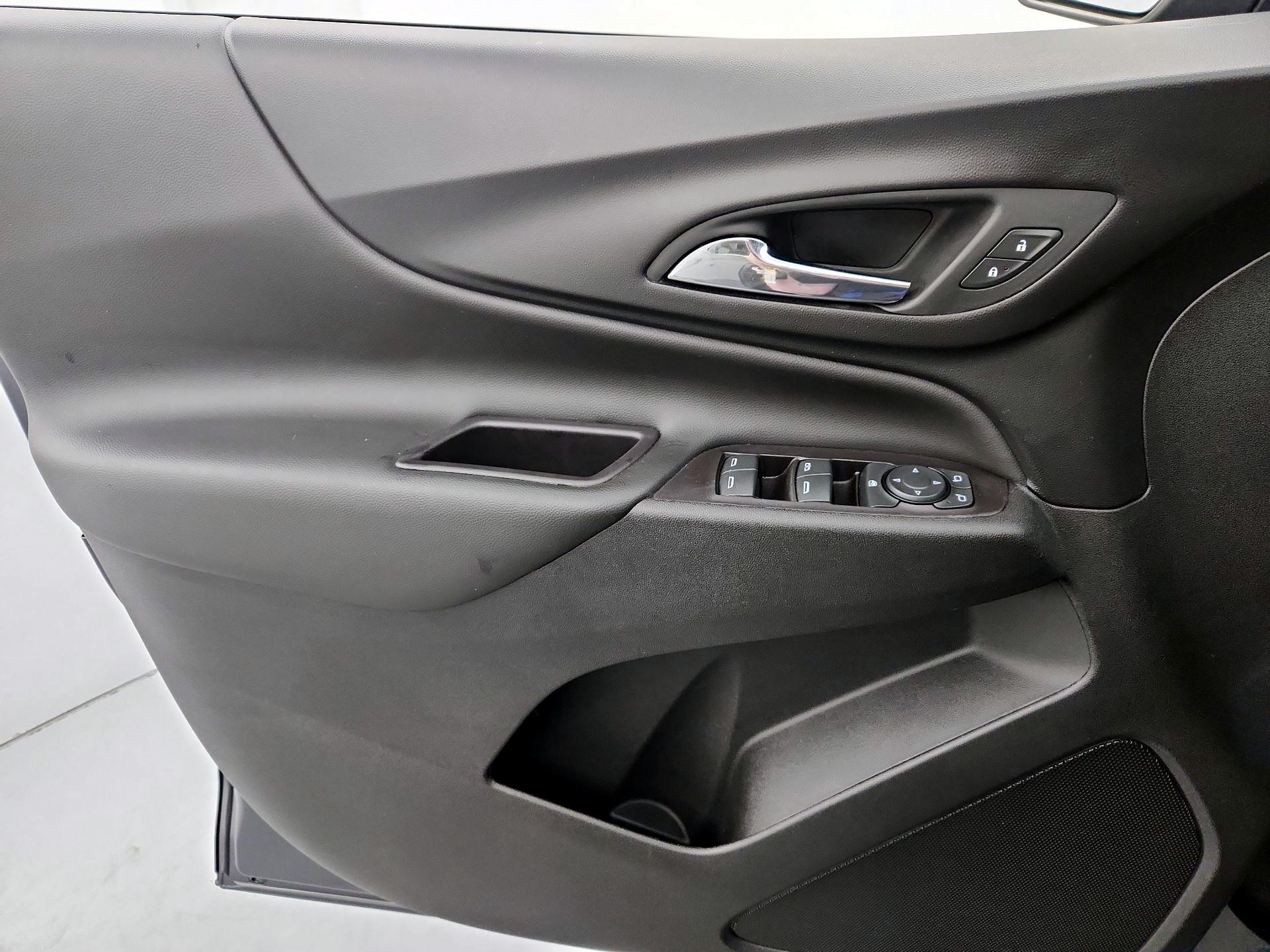 Thumbnail: 2022 Chevrolet Equinox - 12