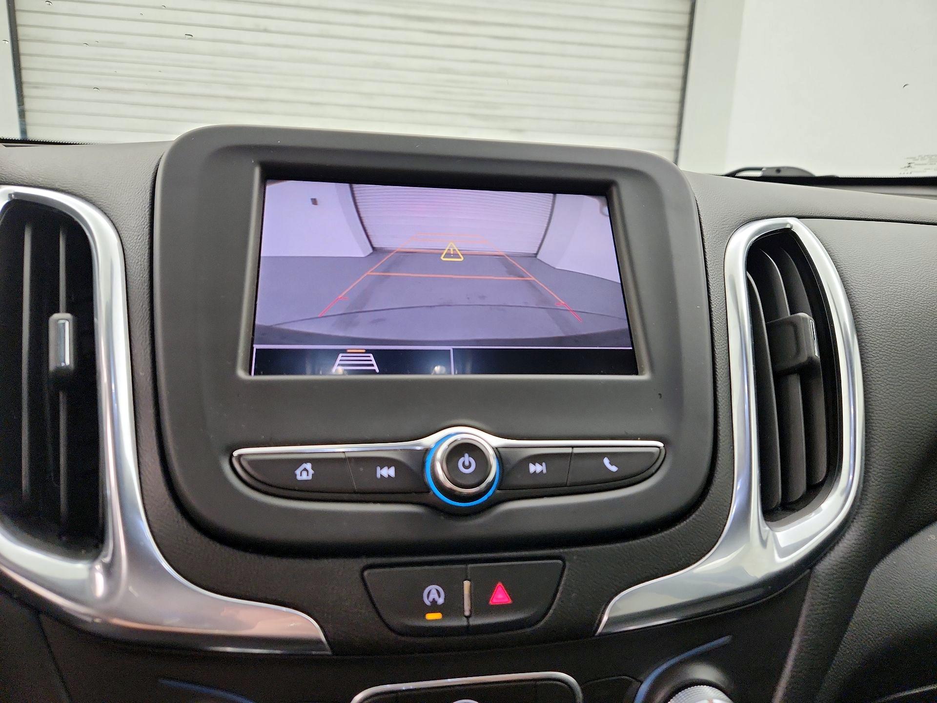 Thumbnail: 2022 Chevrolet Equinox - 14