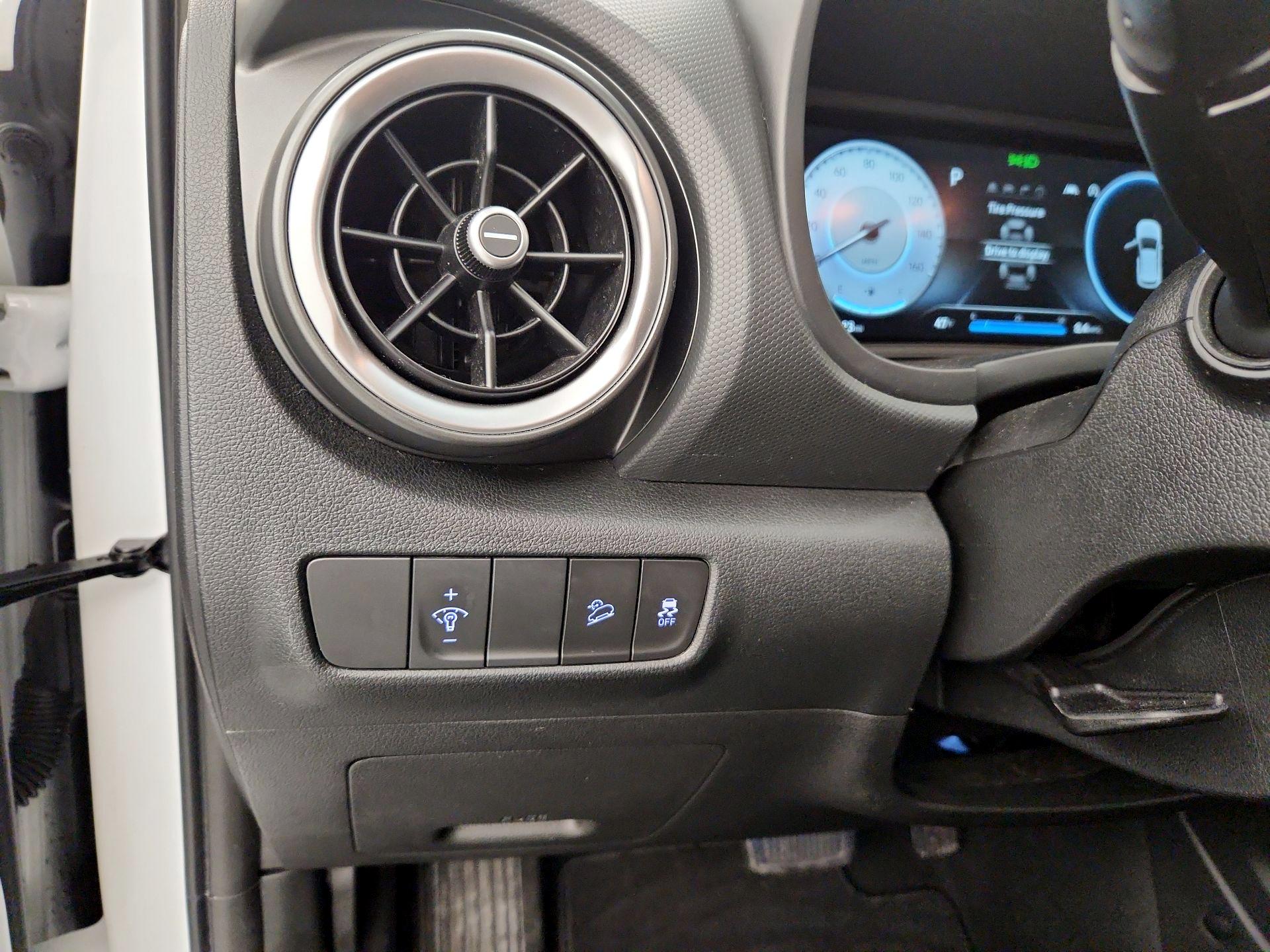 Thumbnail: 2022 Hyundai Kona - 13