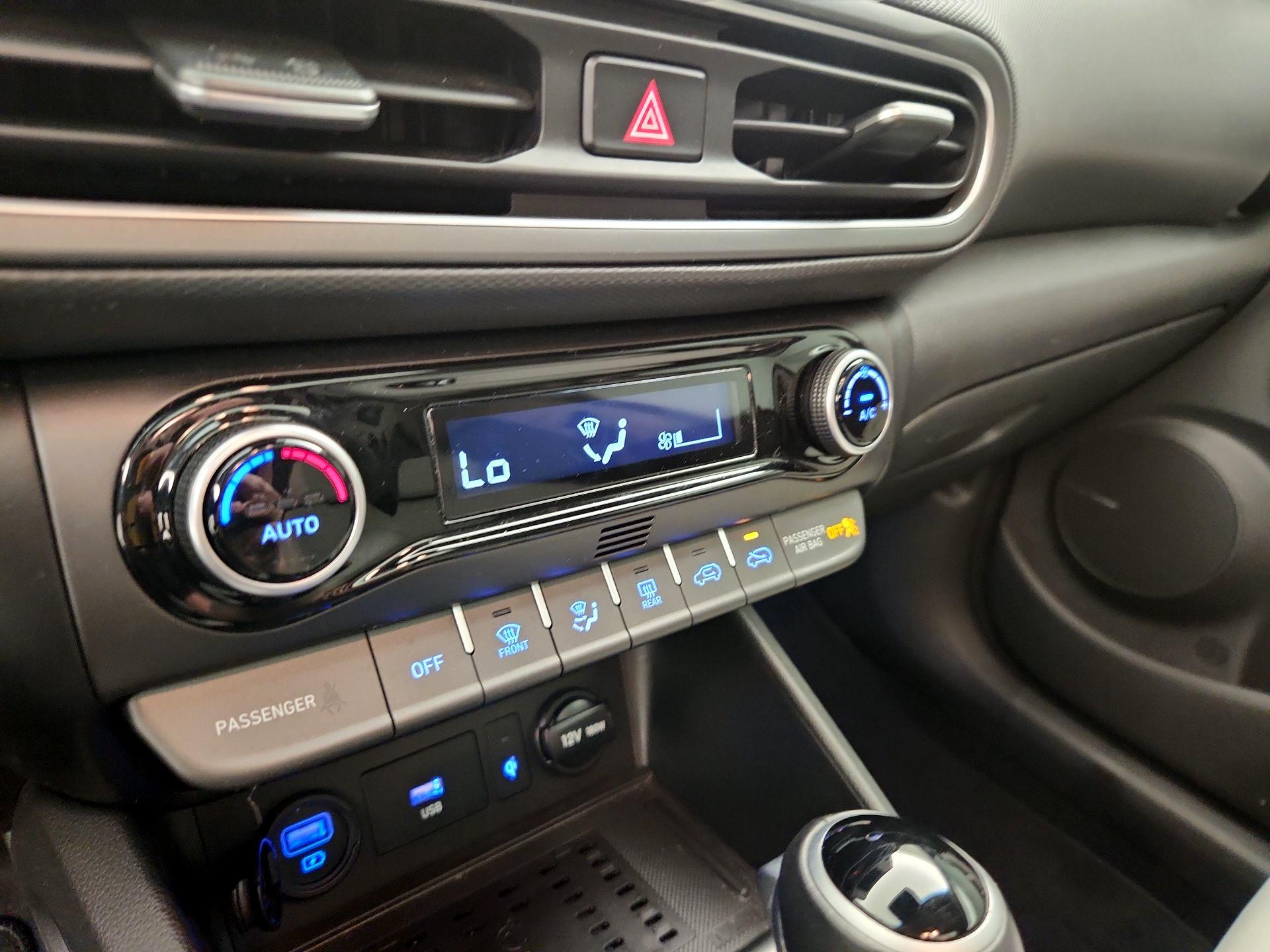 Thumbnail: 2022 Hyundai Kona - 17