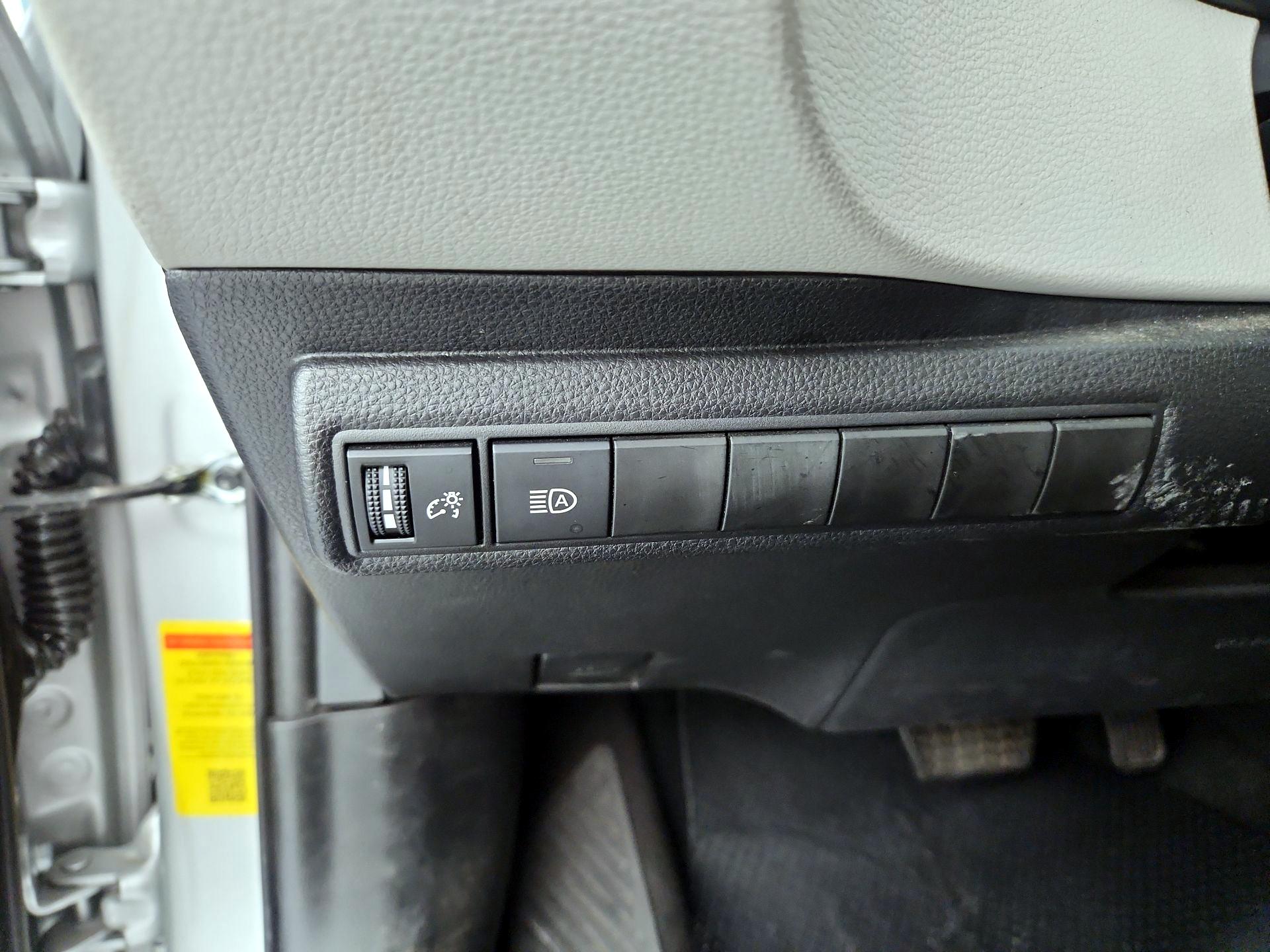 Thumbnail: 2025 Toyota Corolla - 13