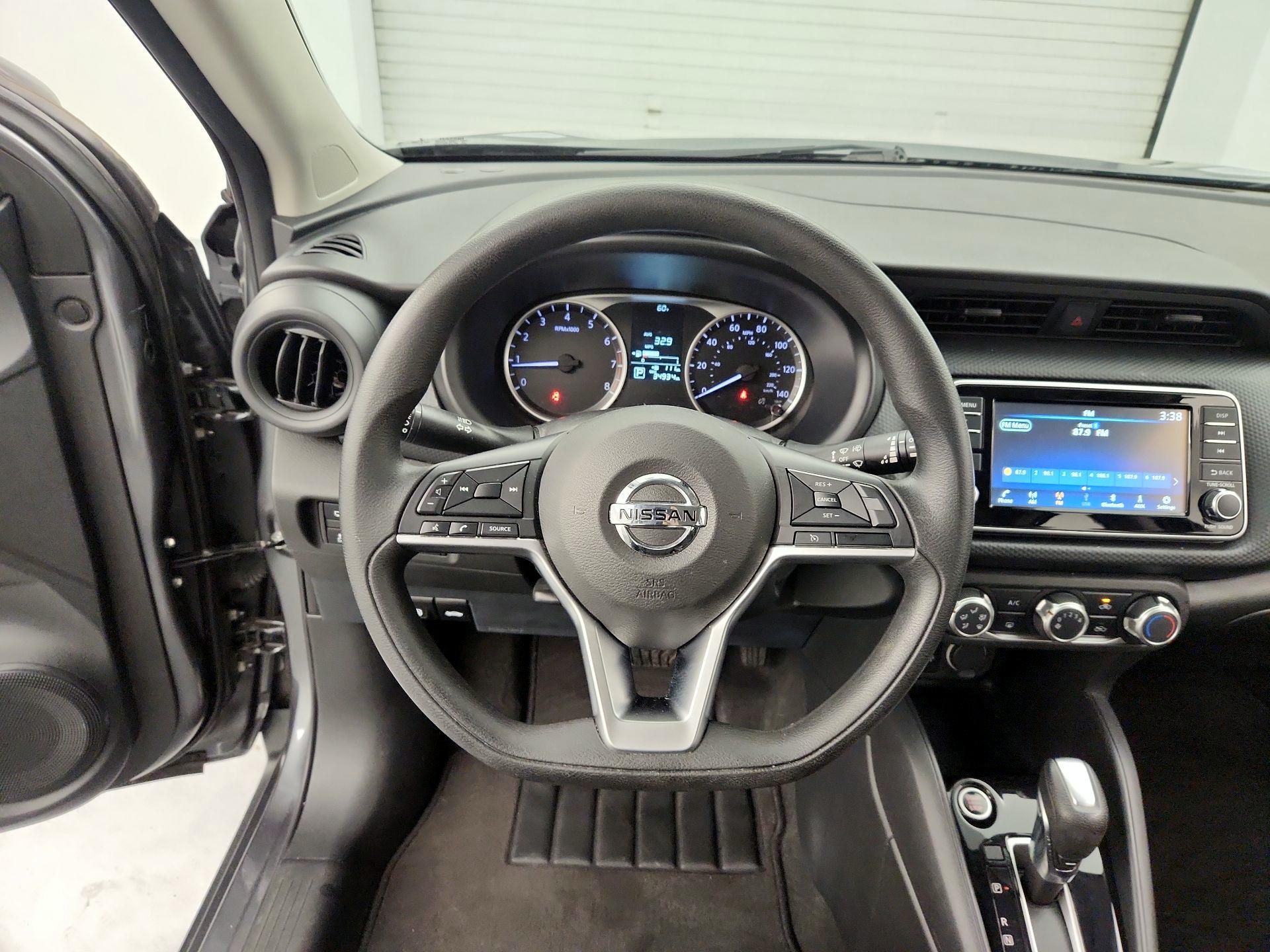 Thumbnail: 2021 Nissan Kicks - 10