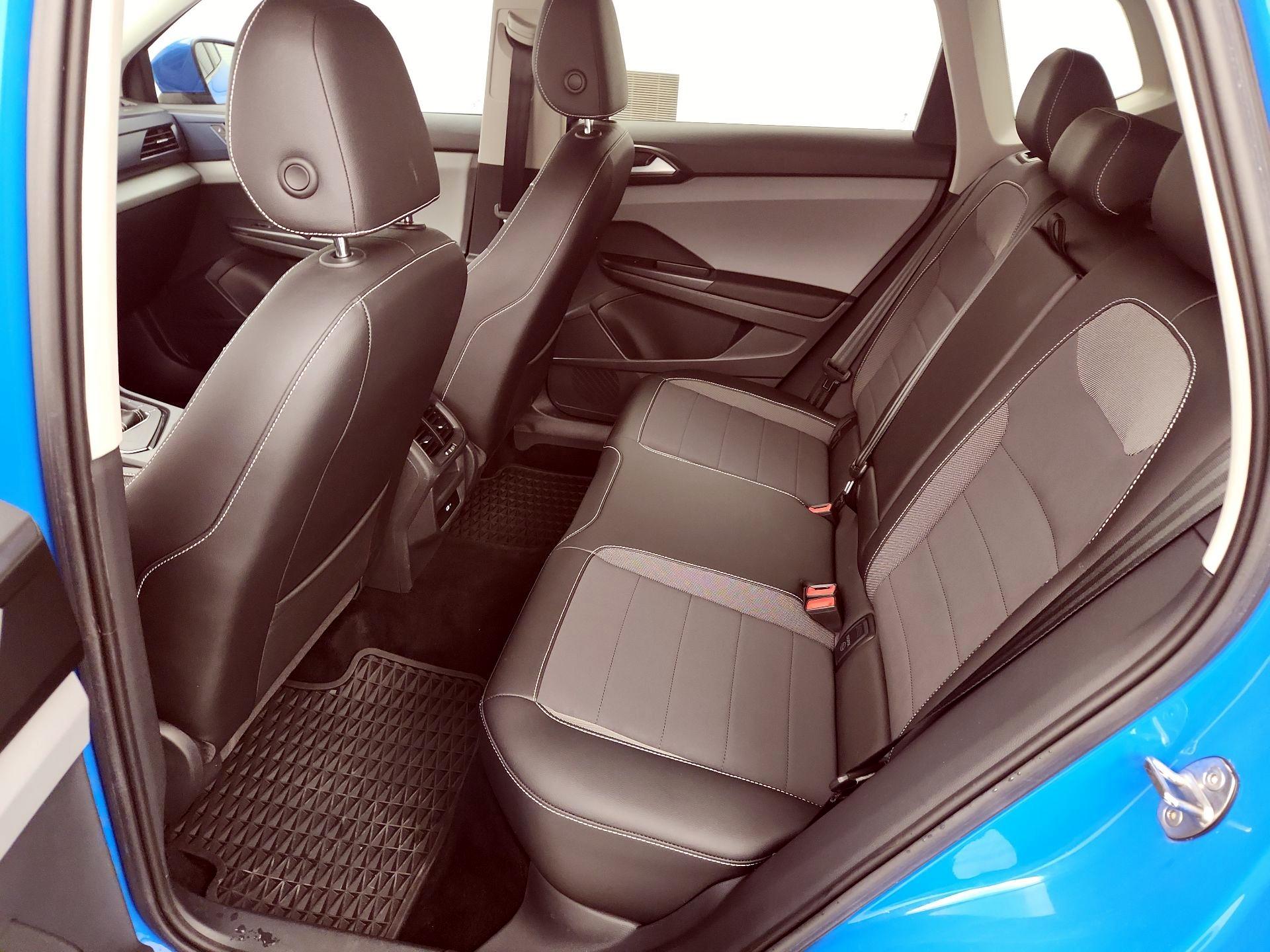 Thumbnail: 2023 Volkswagen Taos - 19