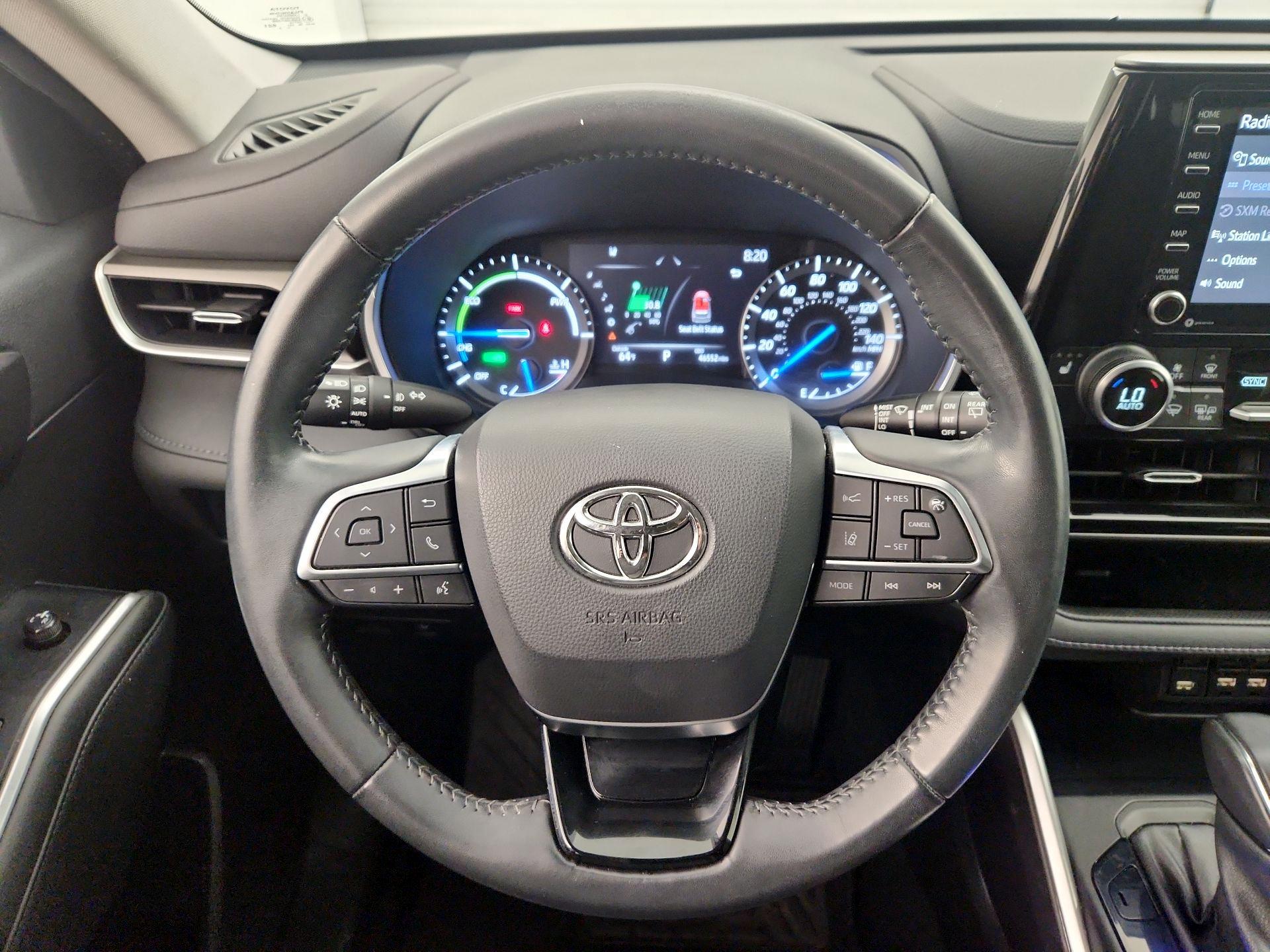 Thumbnail: 2021 Toyota Highlander - 10