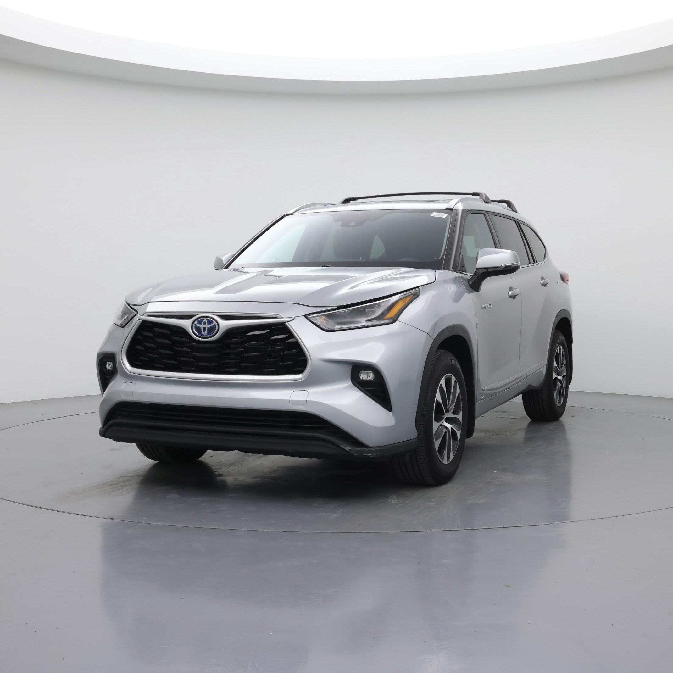 Thumbnail: 2021 Toyota Highlander - 4