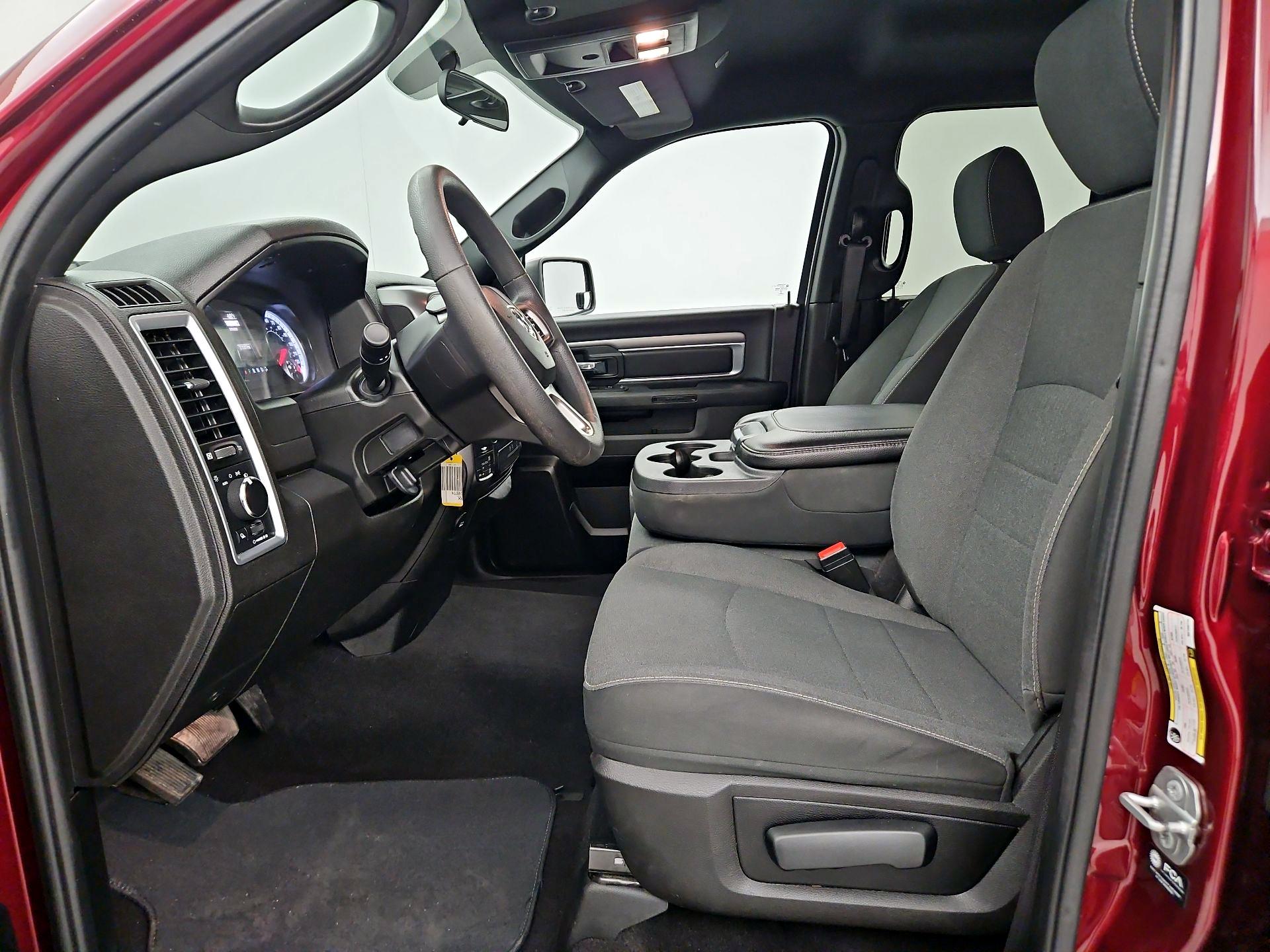 Thumbnail: 2022 RAM 1500 Classic - 11