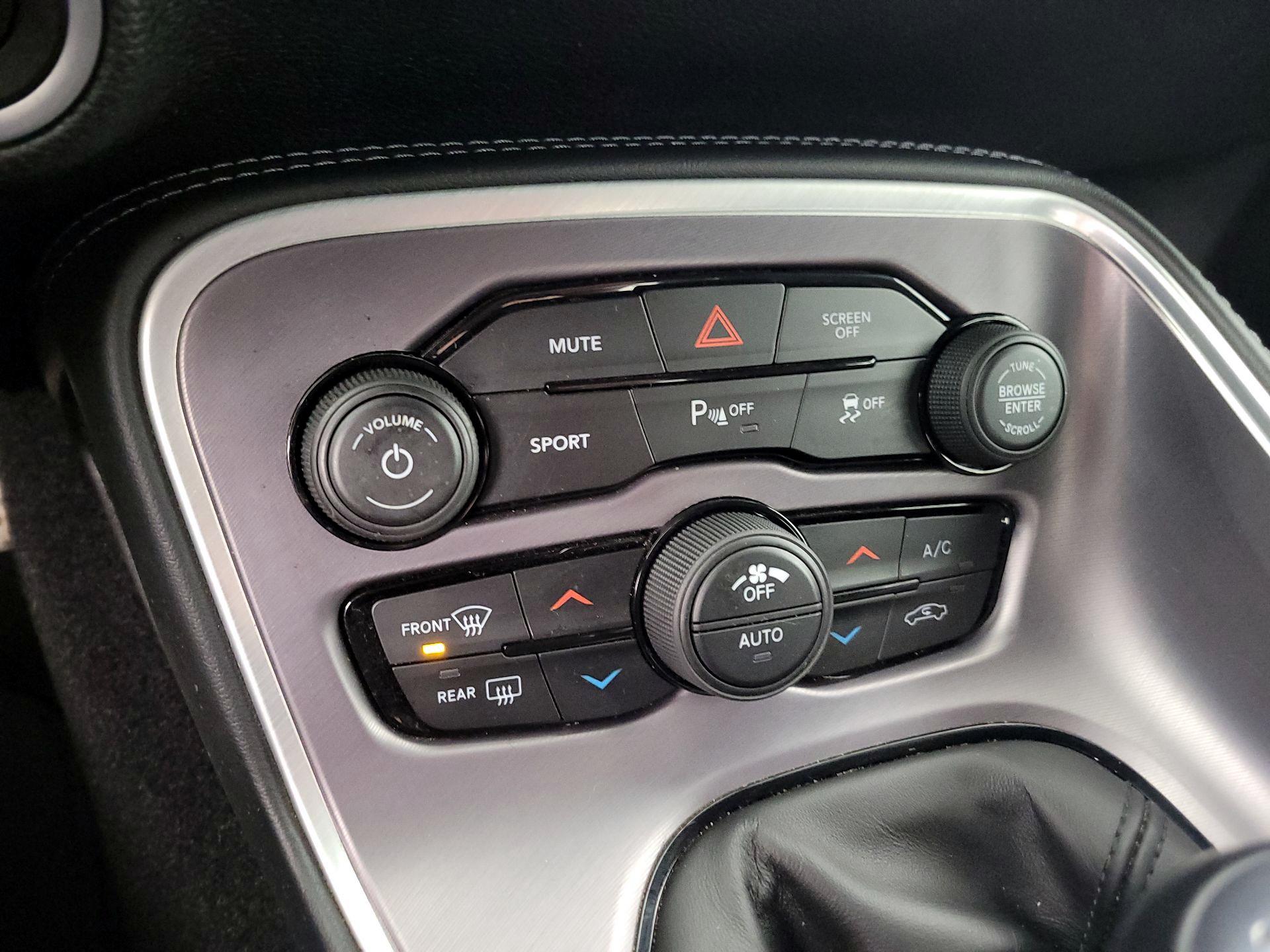 Thumbnail: 2022 Dodge Challenger - 16