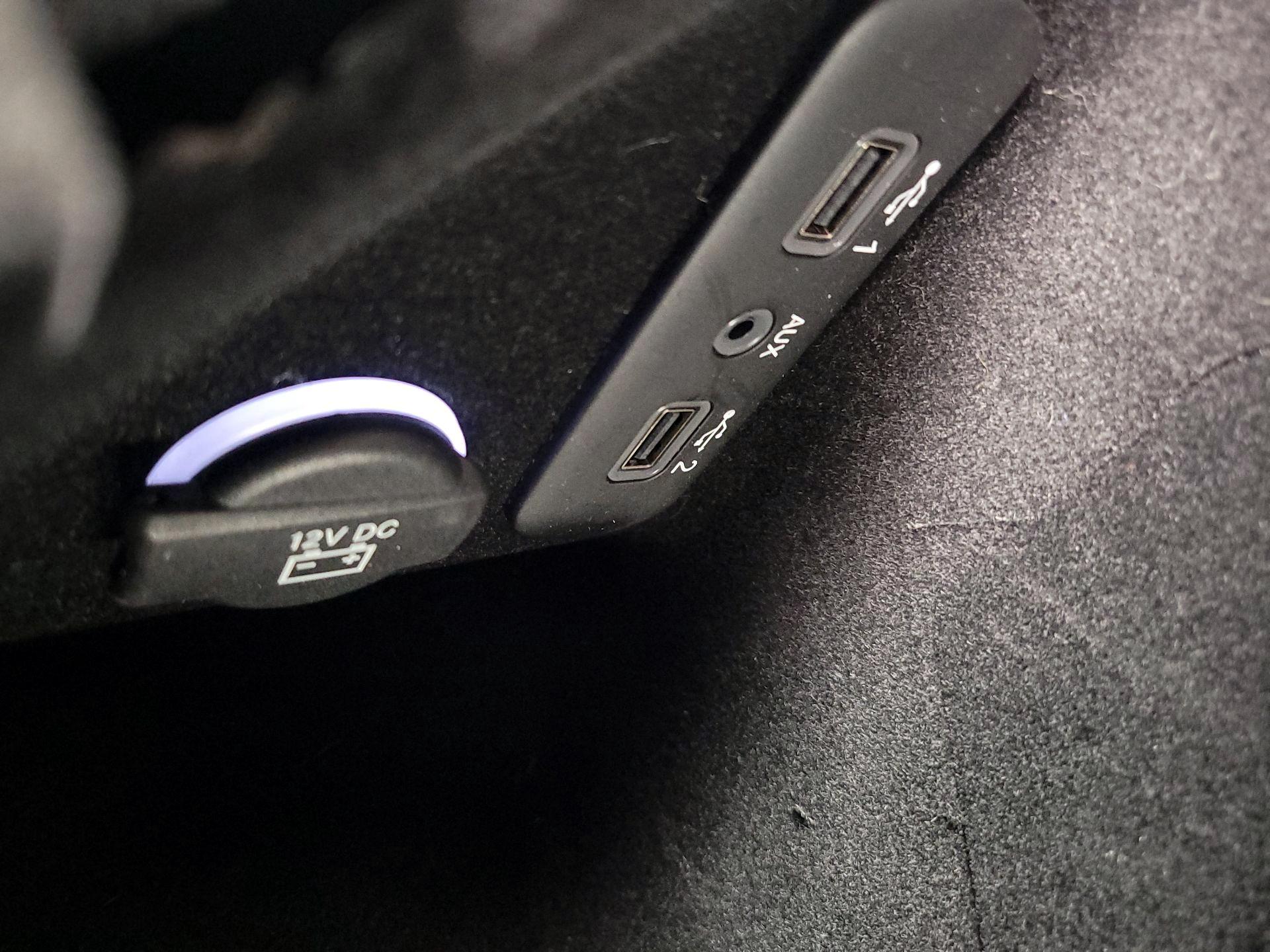 Thumbnail: 2022 Dodge Challenger - 18