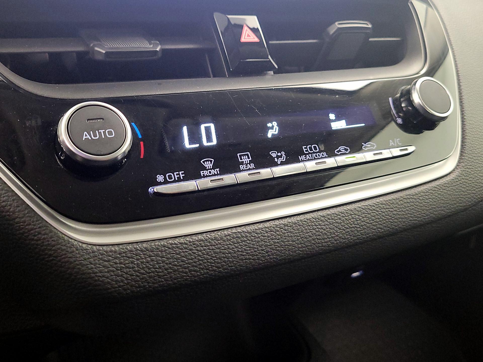 Thumbnail: 2023 Toyota Corolla - 16