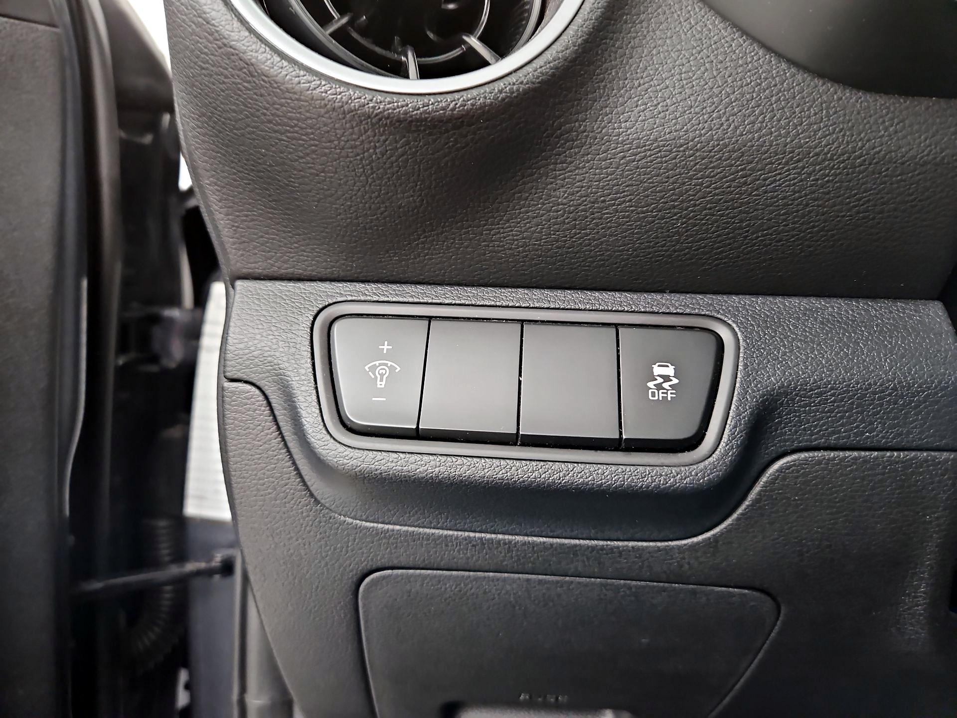 Thumbnail: 2024 Kia Forte - 13