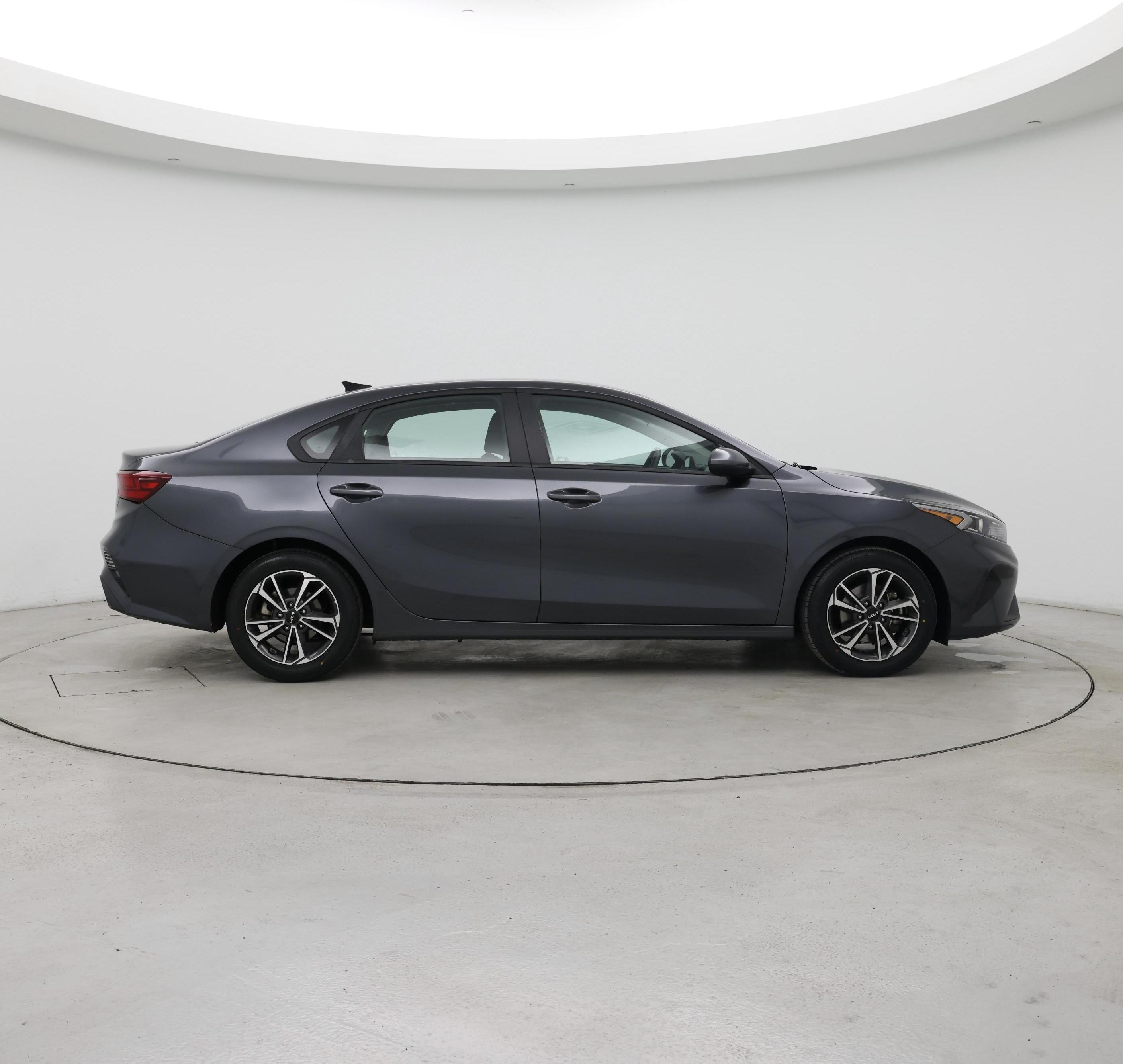 Thumbnail: 2024 Kia Forte - 7