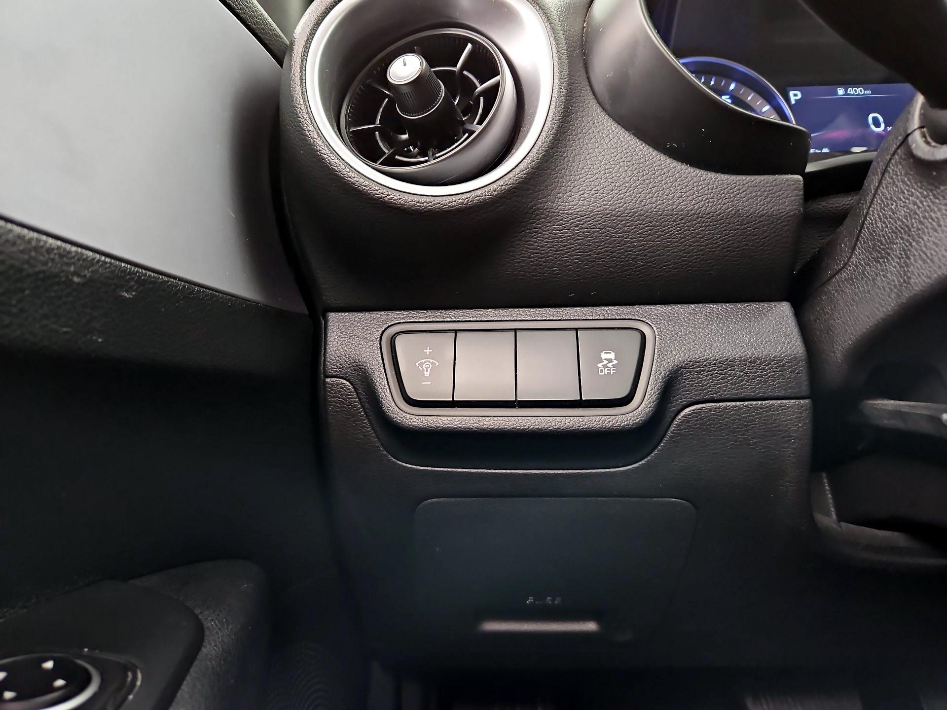 Thumbnail: 2024 Kia Forte - 13