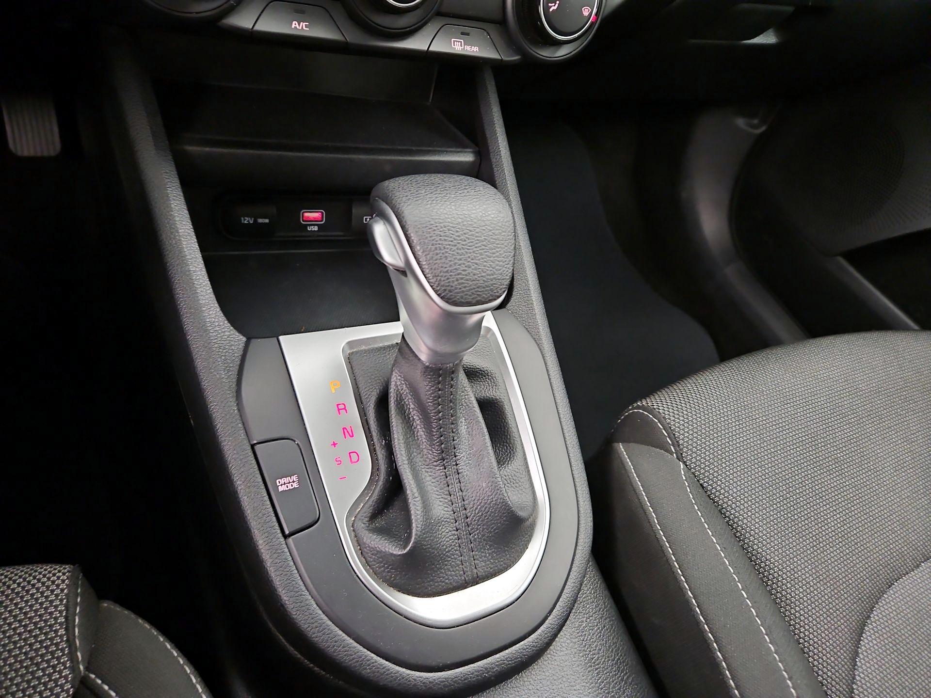 Thumbnail: 2024 Kia Forte - 17